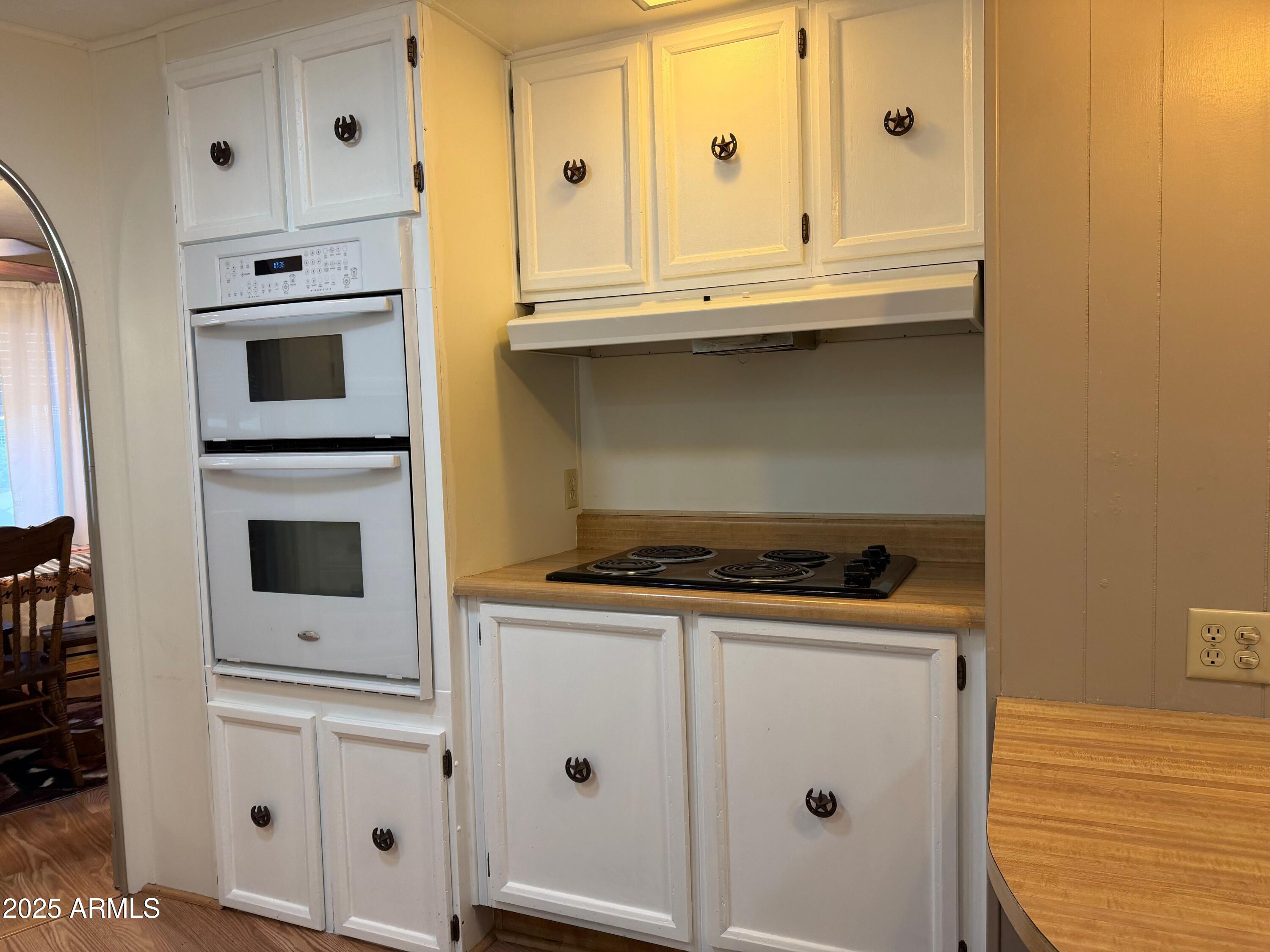 2501 W Wickenburg Way Unit: 04