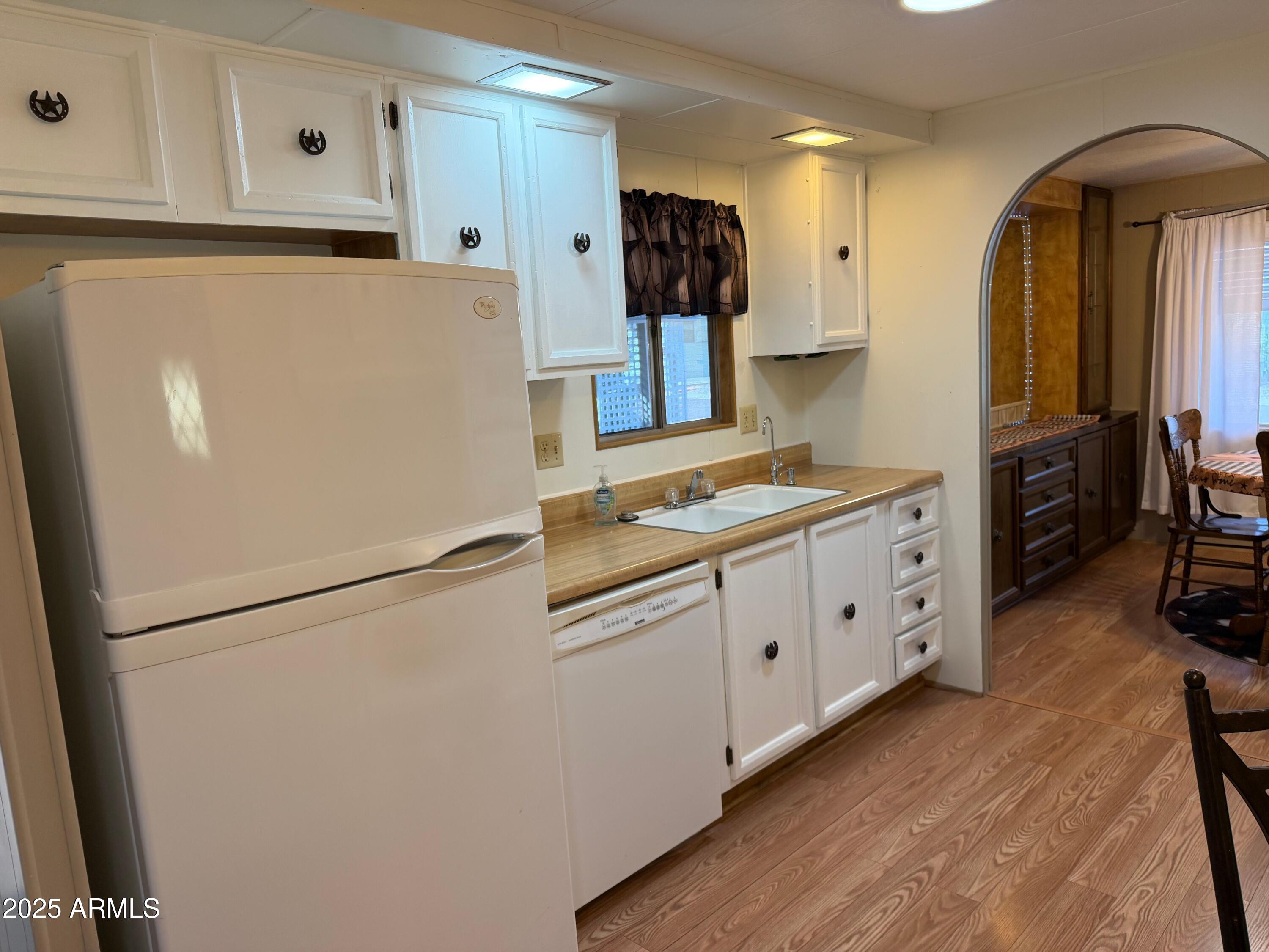2501 W Wickenburg Way Unit: 04