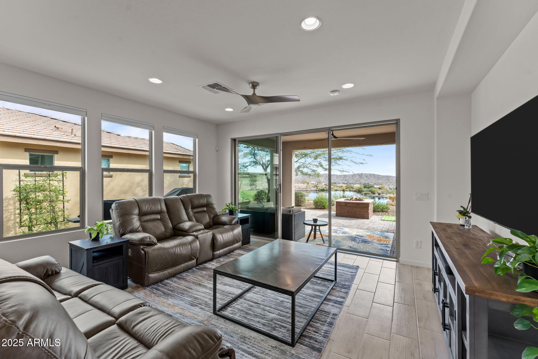 4293 TUMBLEWEED Drive