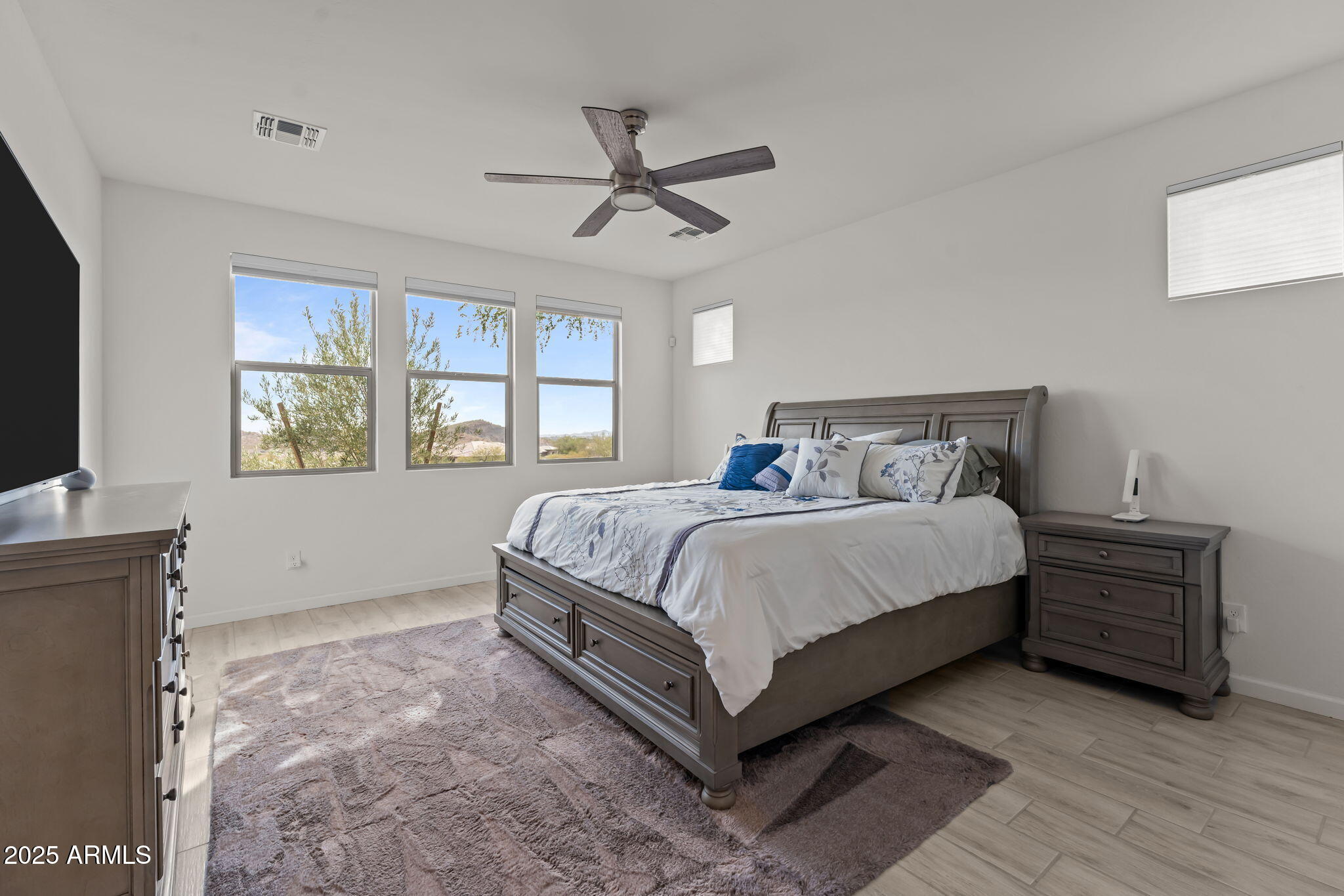 4293 TUMBLEWEED Drive