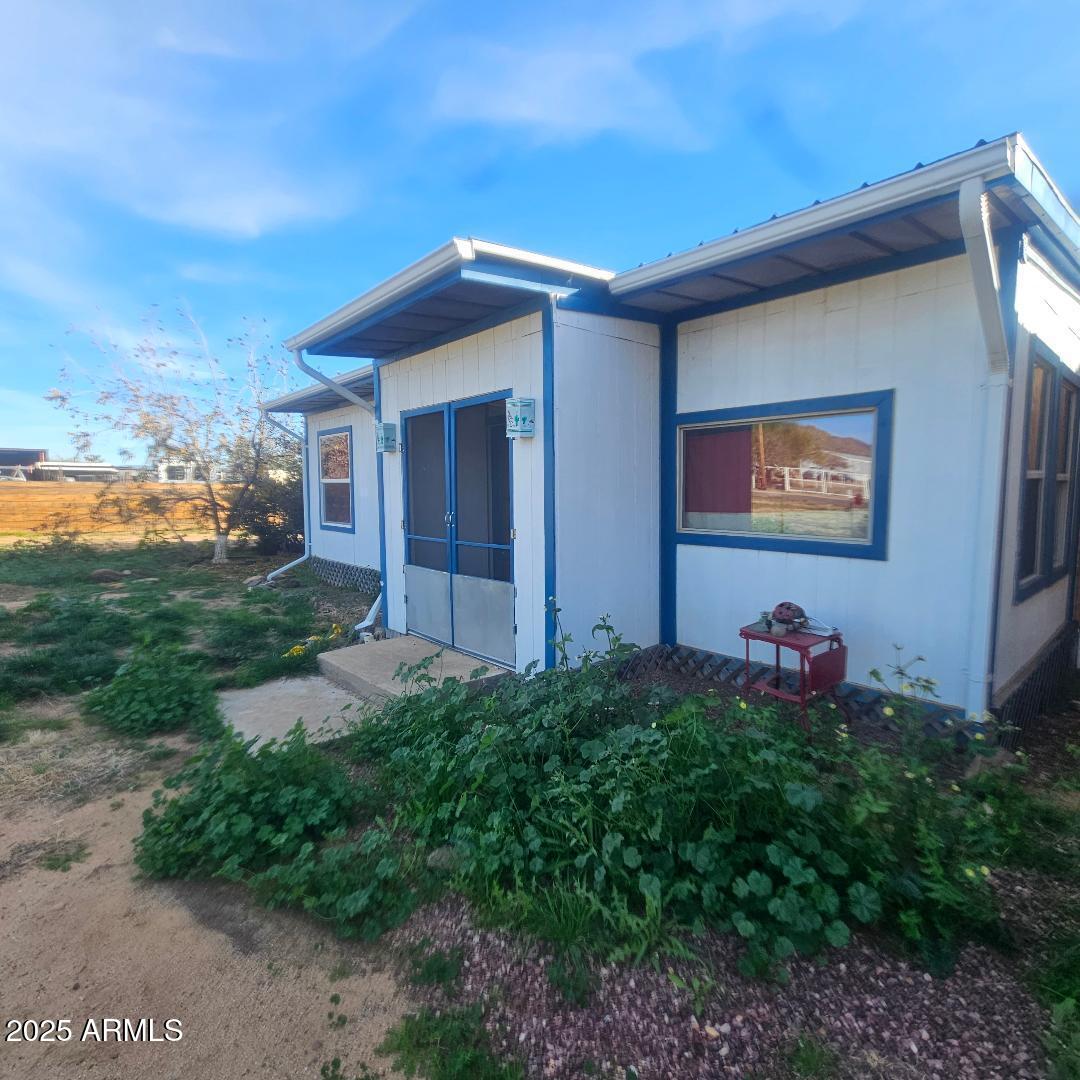 22855 W SUNSET Lane