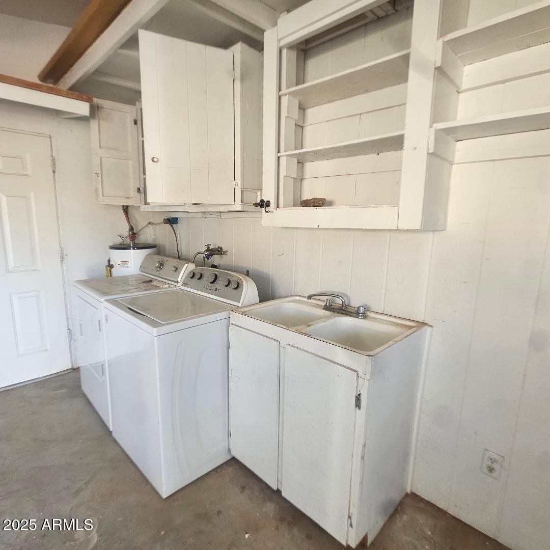 22855 W SUNSET Lane