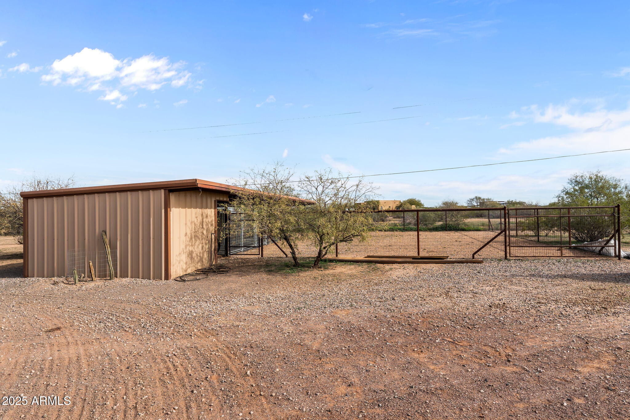 45243 W J-1 RANCH Road