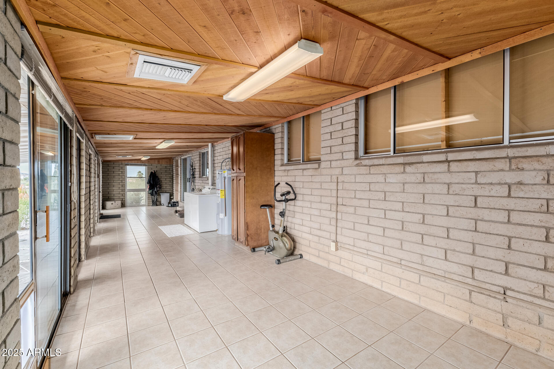 1795 VISTA Drive
