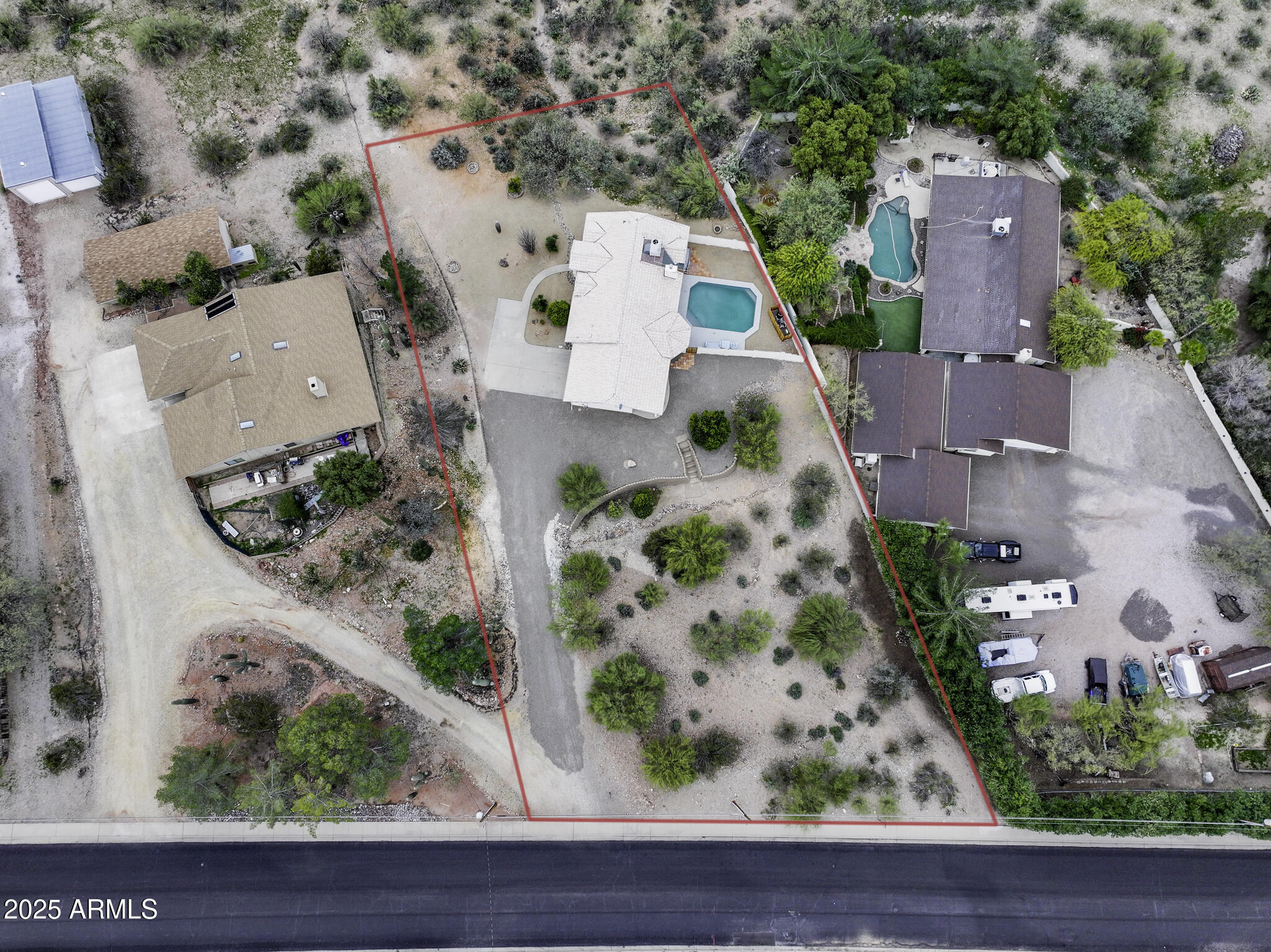 650 FALCON Drive
