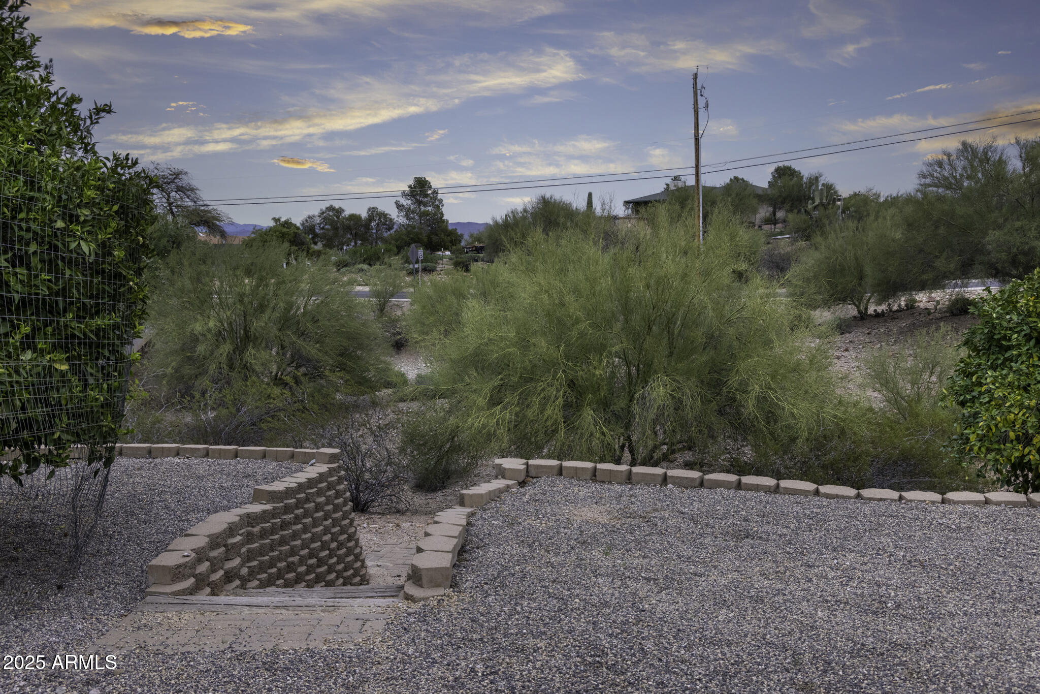 650 FALCON Drive