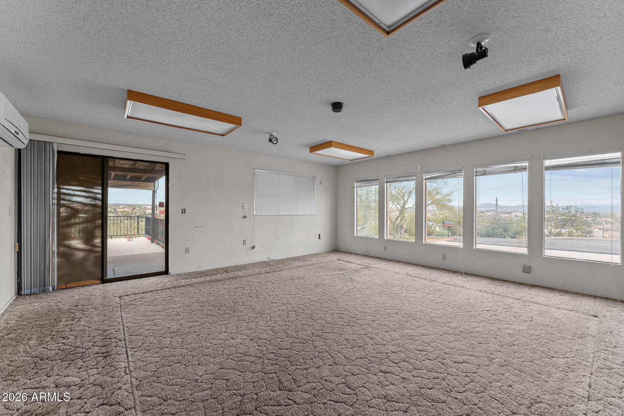 2211 W WICKENBURG Way