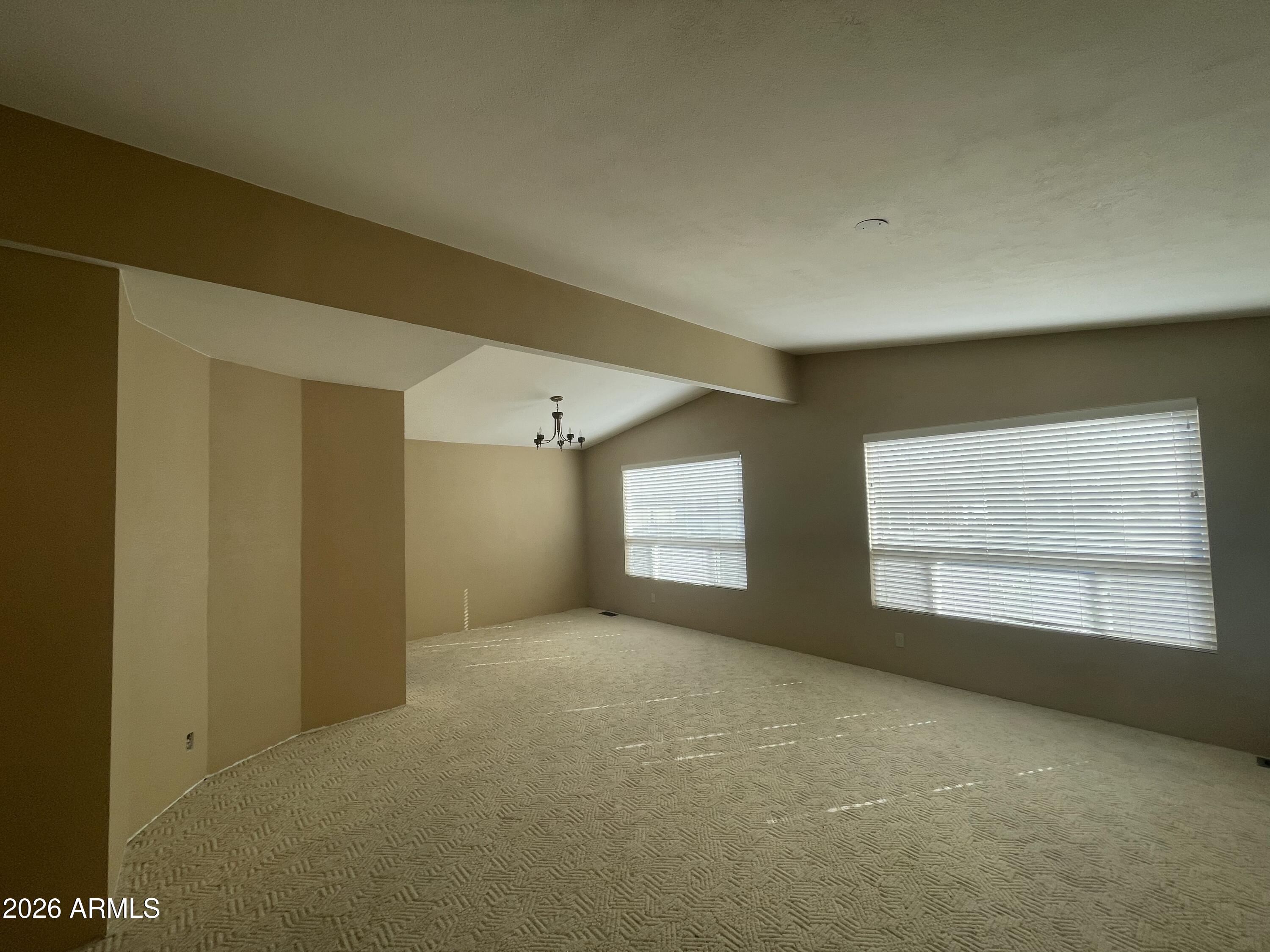 2501 W WIckenburg Way Unit: 37