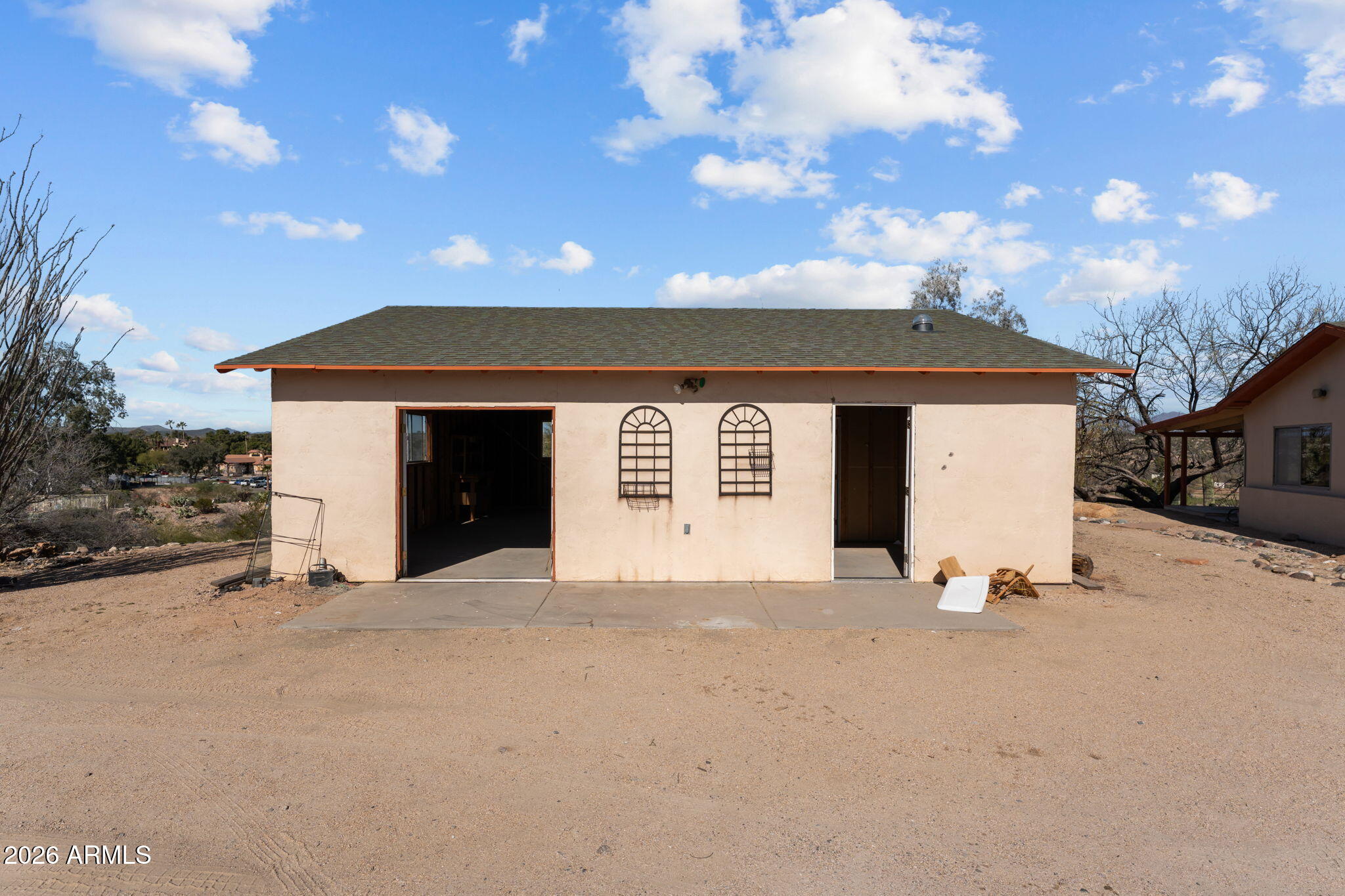 680 W BUCKINGHORSE Trail