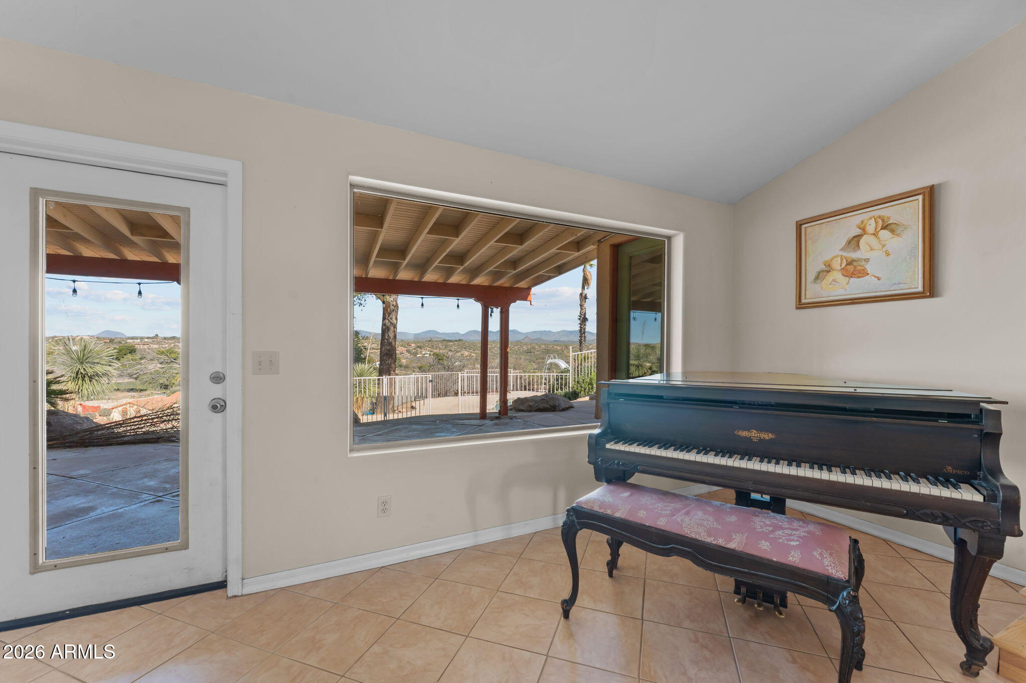 680 W BUCKINGHORSE Trail