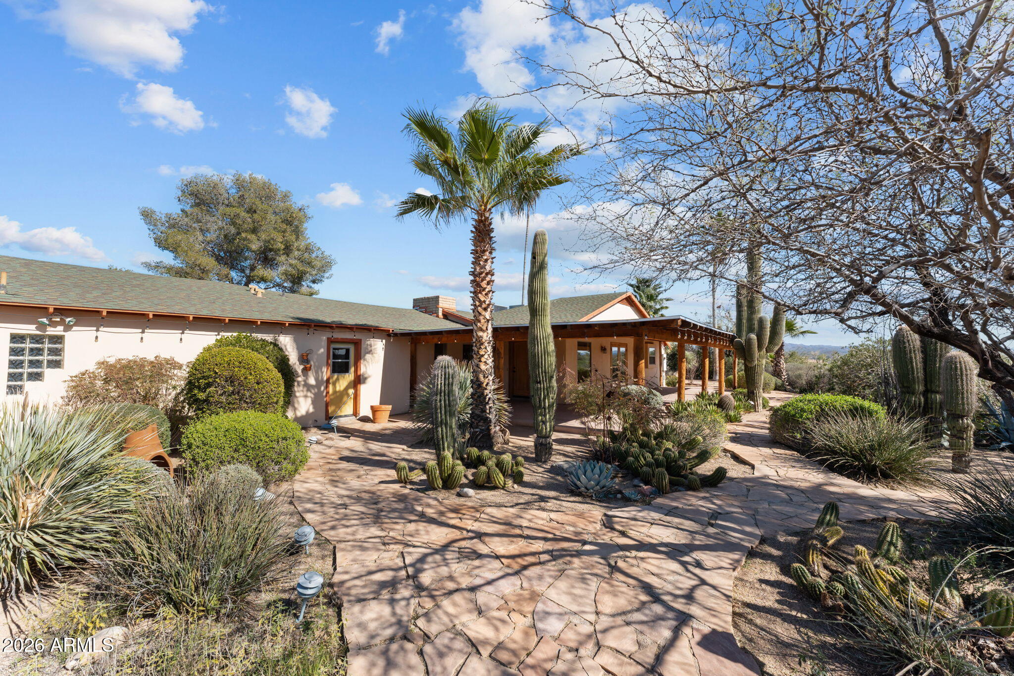 680 W BUCKINGHORSE Trail