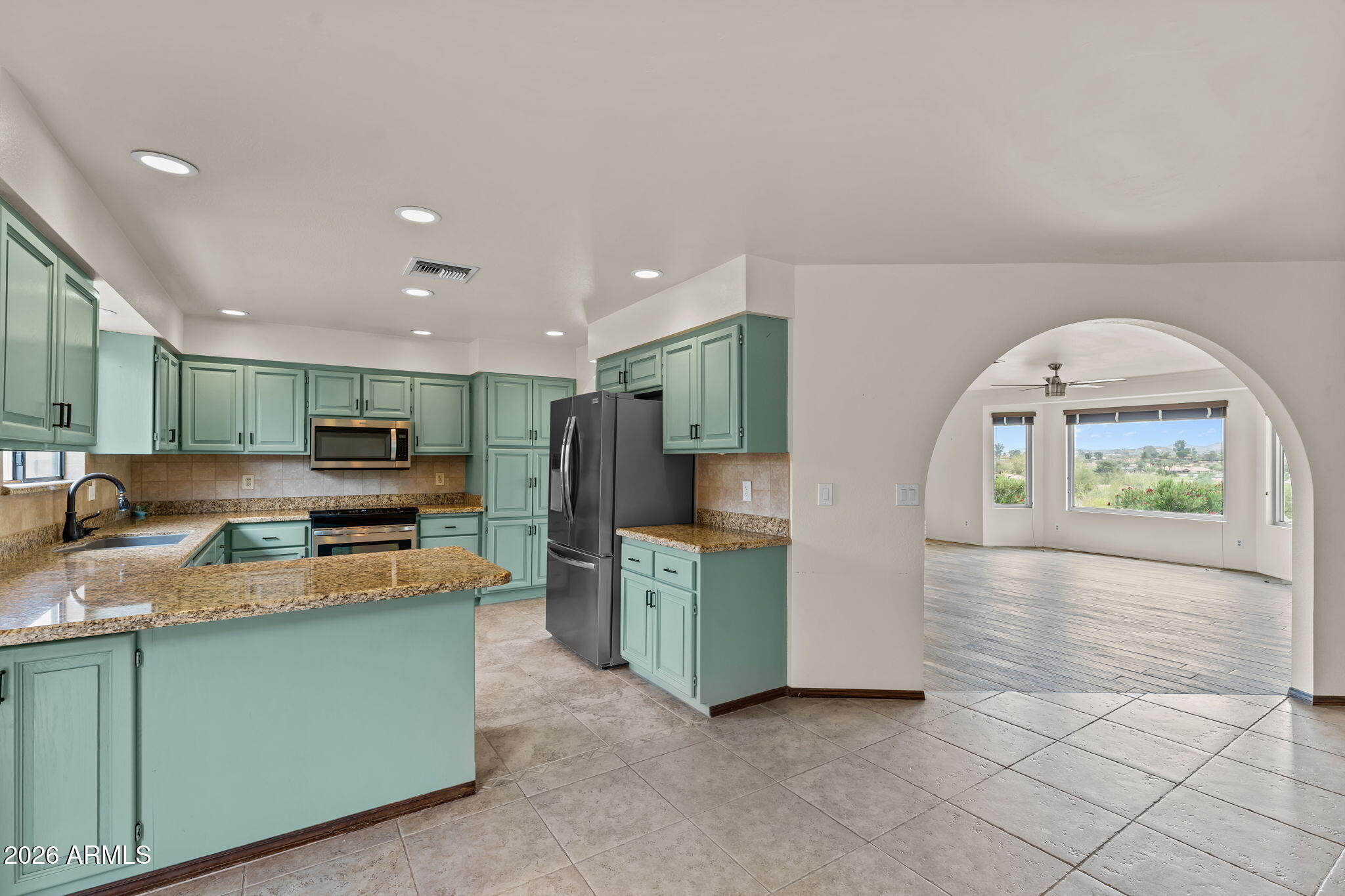 1130 N COYOTE Crossing