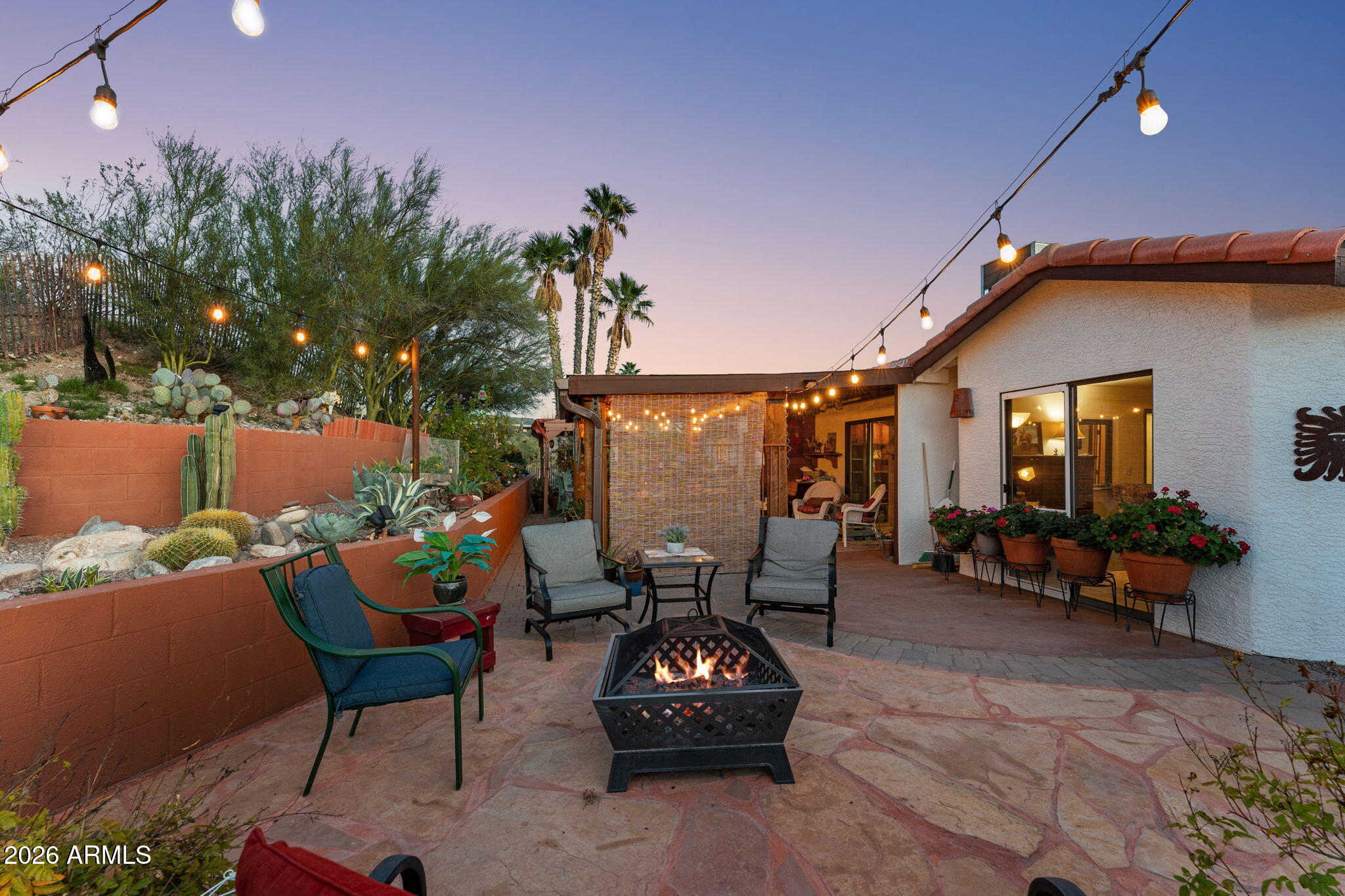1130 N COYOTE Crossing