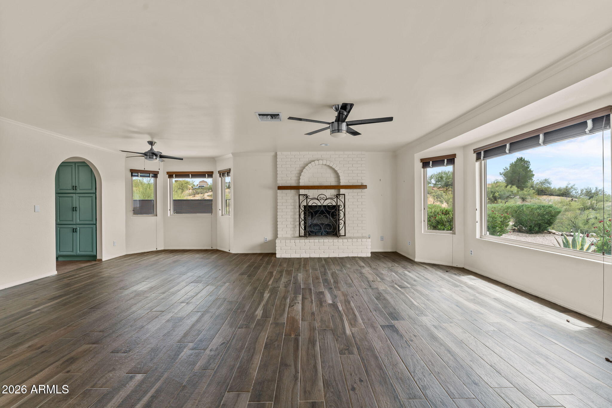 1130 N COYOTE Crossing