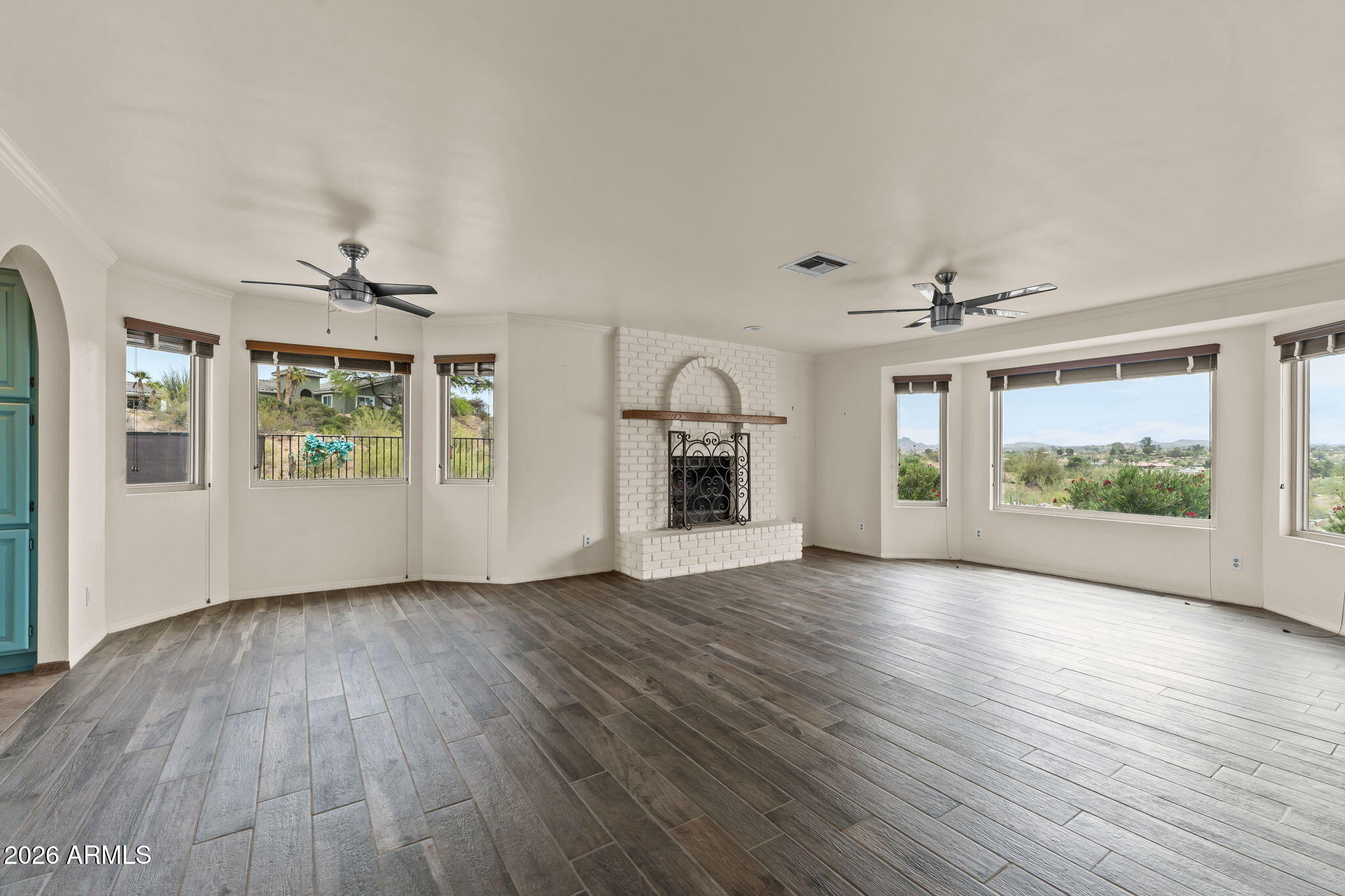 1130 N COYOTE Crossing