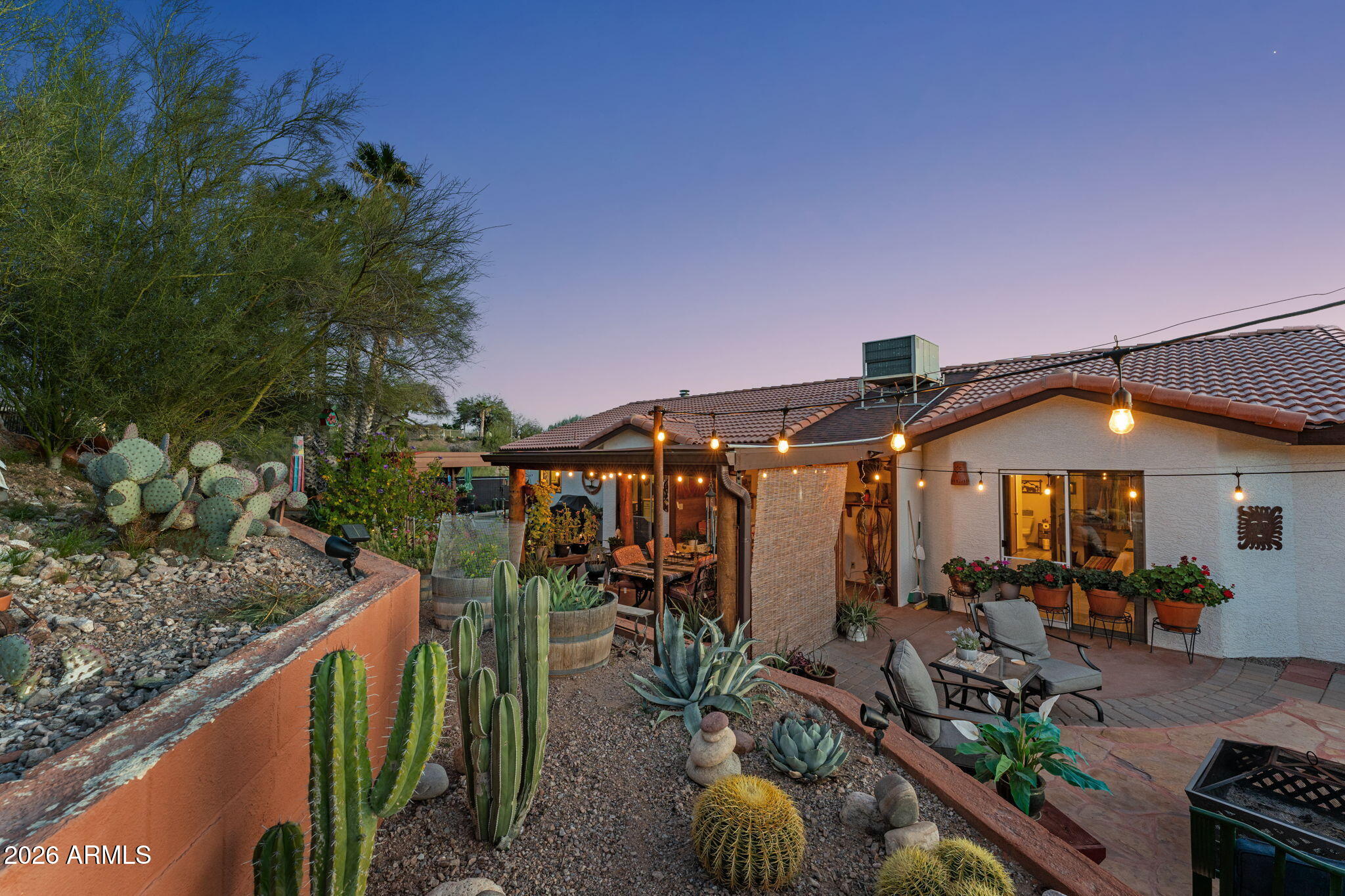 1130 N COYOTE Crossing