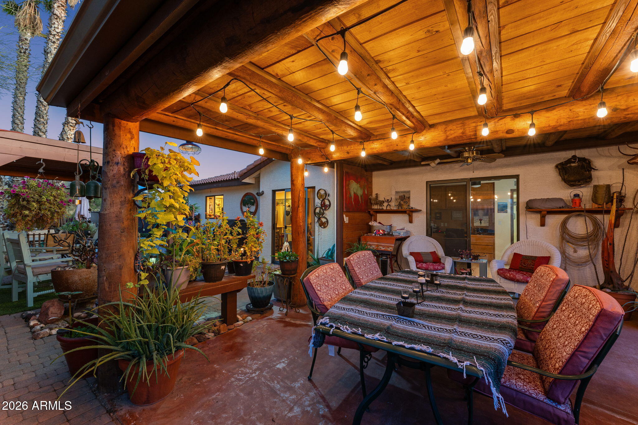 1130 N COYOTE Crossing