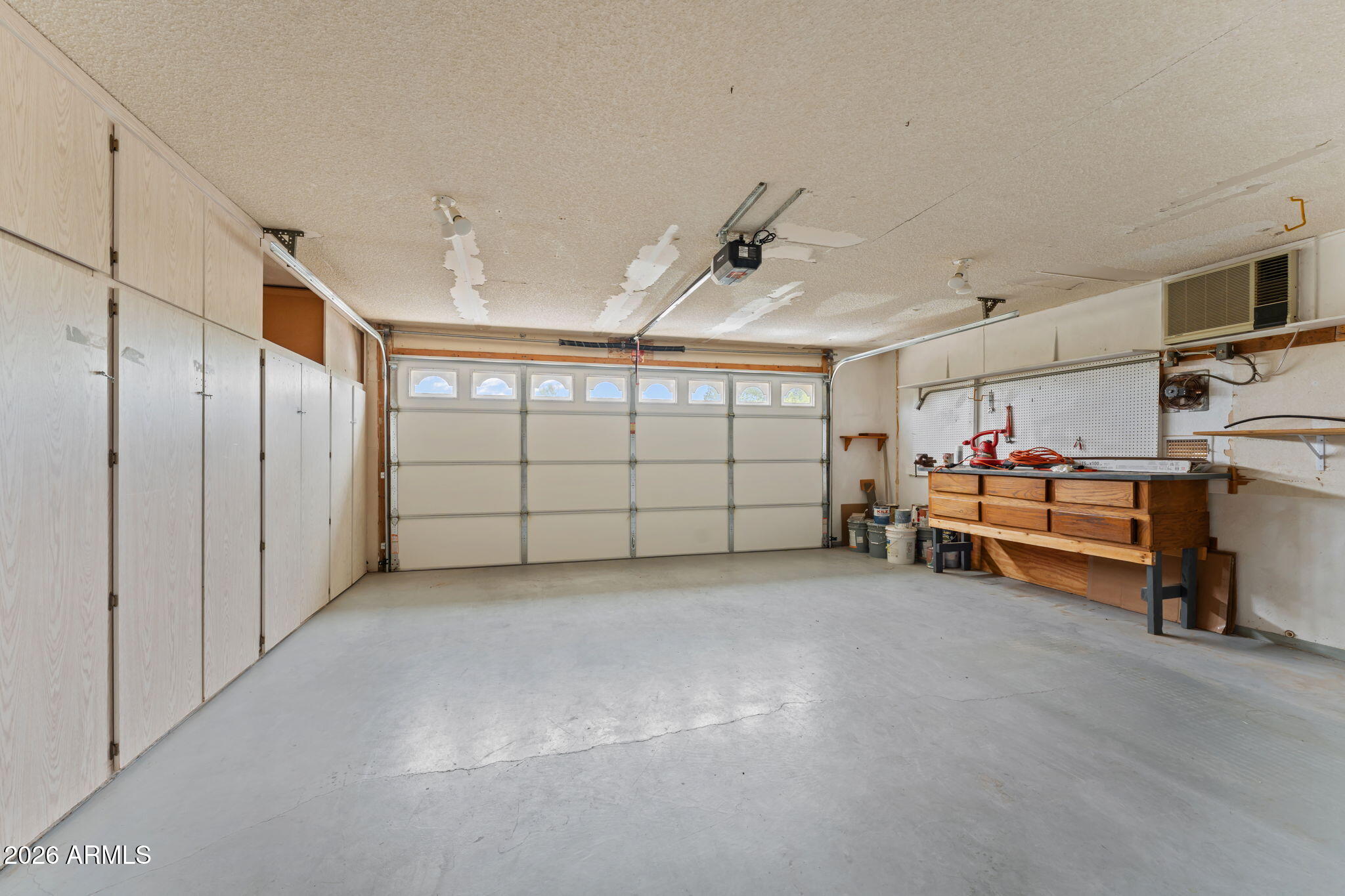 1130 N COYOTE Crossing