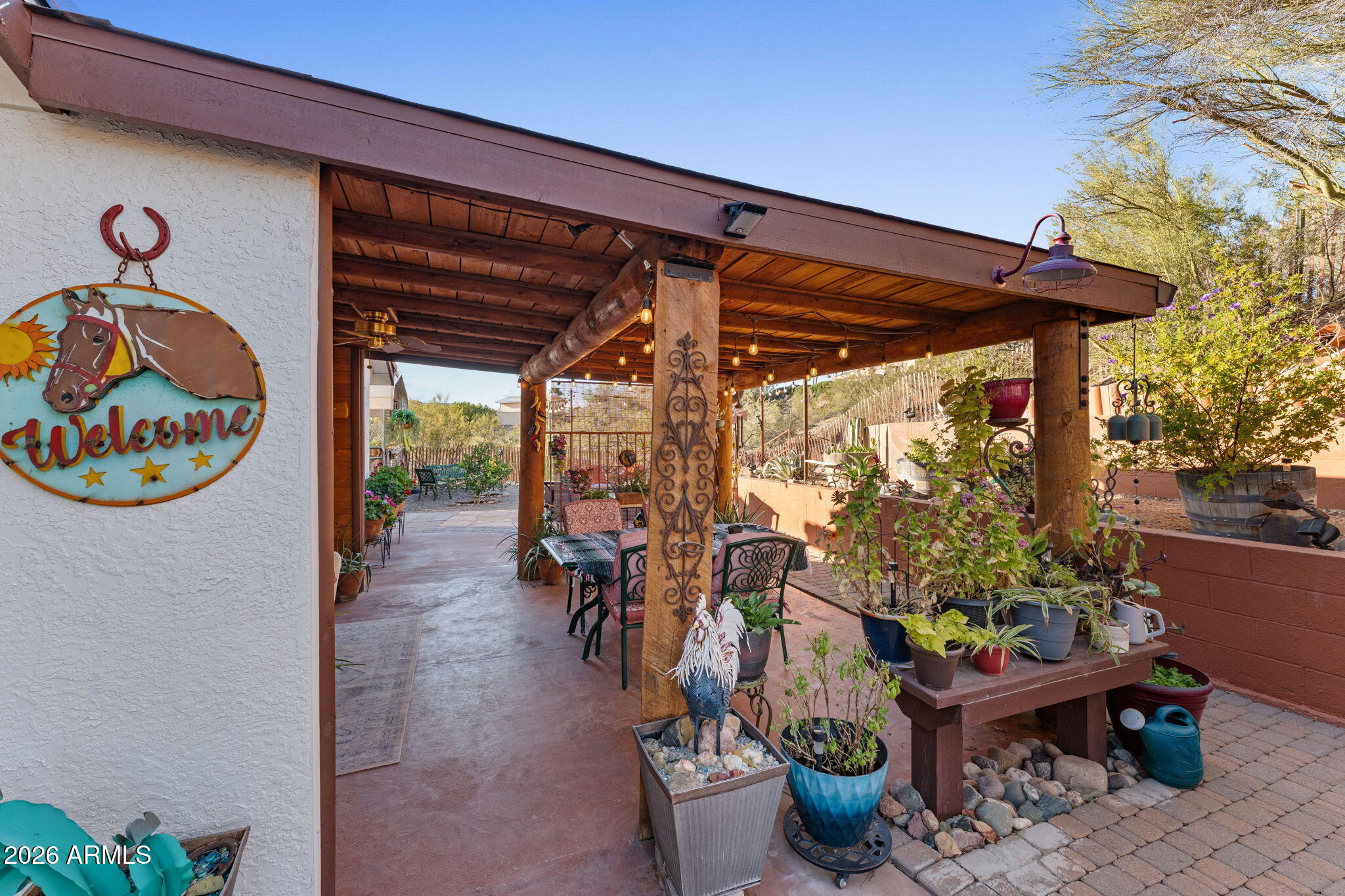 1130 N COYOTE Crossing