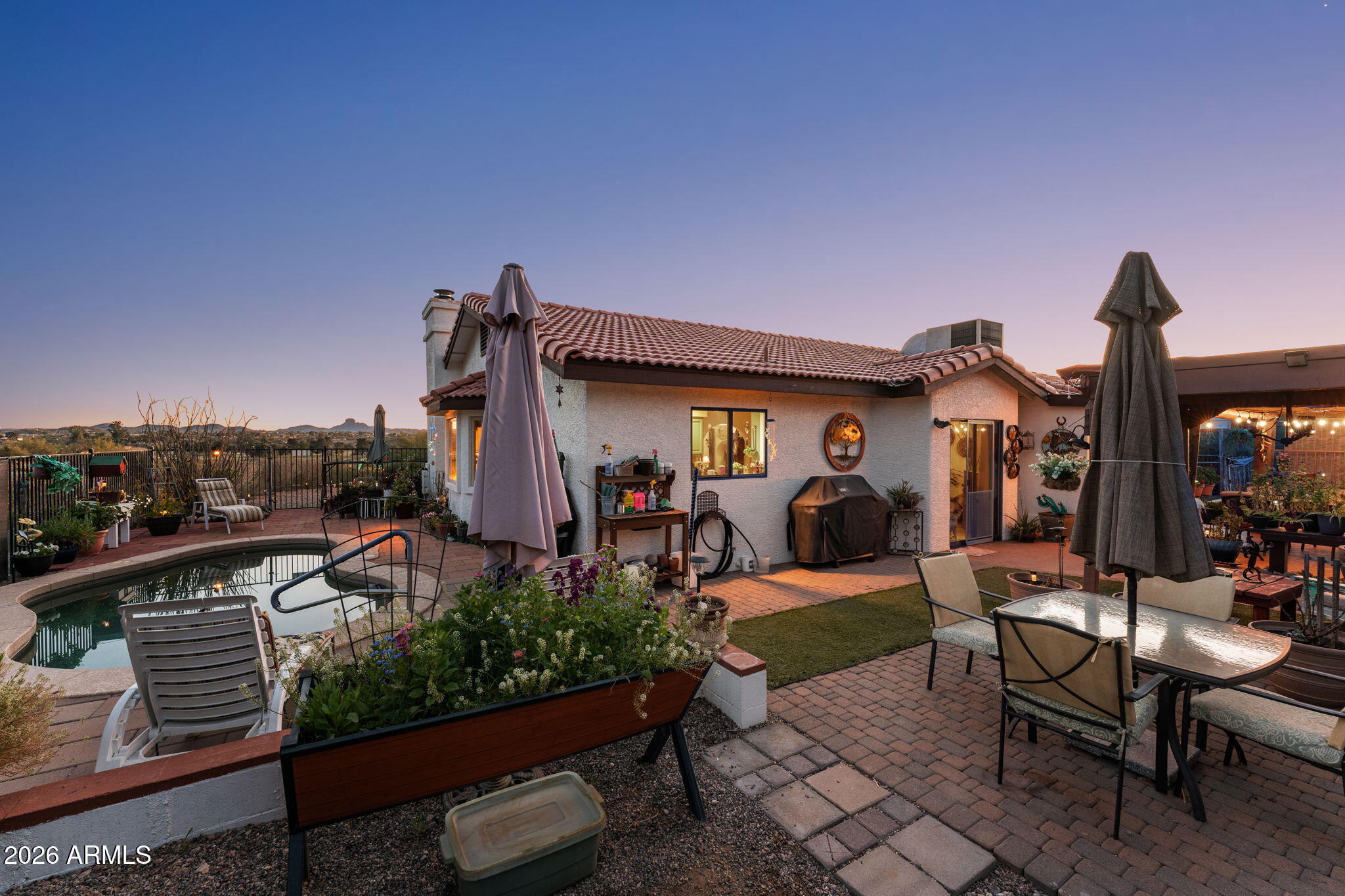 1130 N COYOTE Crossing