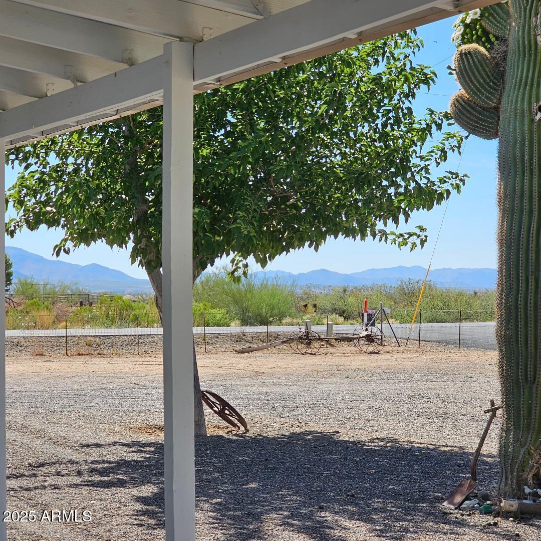 22770 W MOUNTAIN VIEW Drive