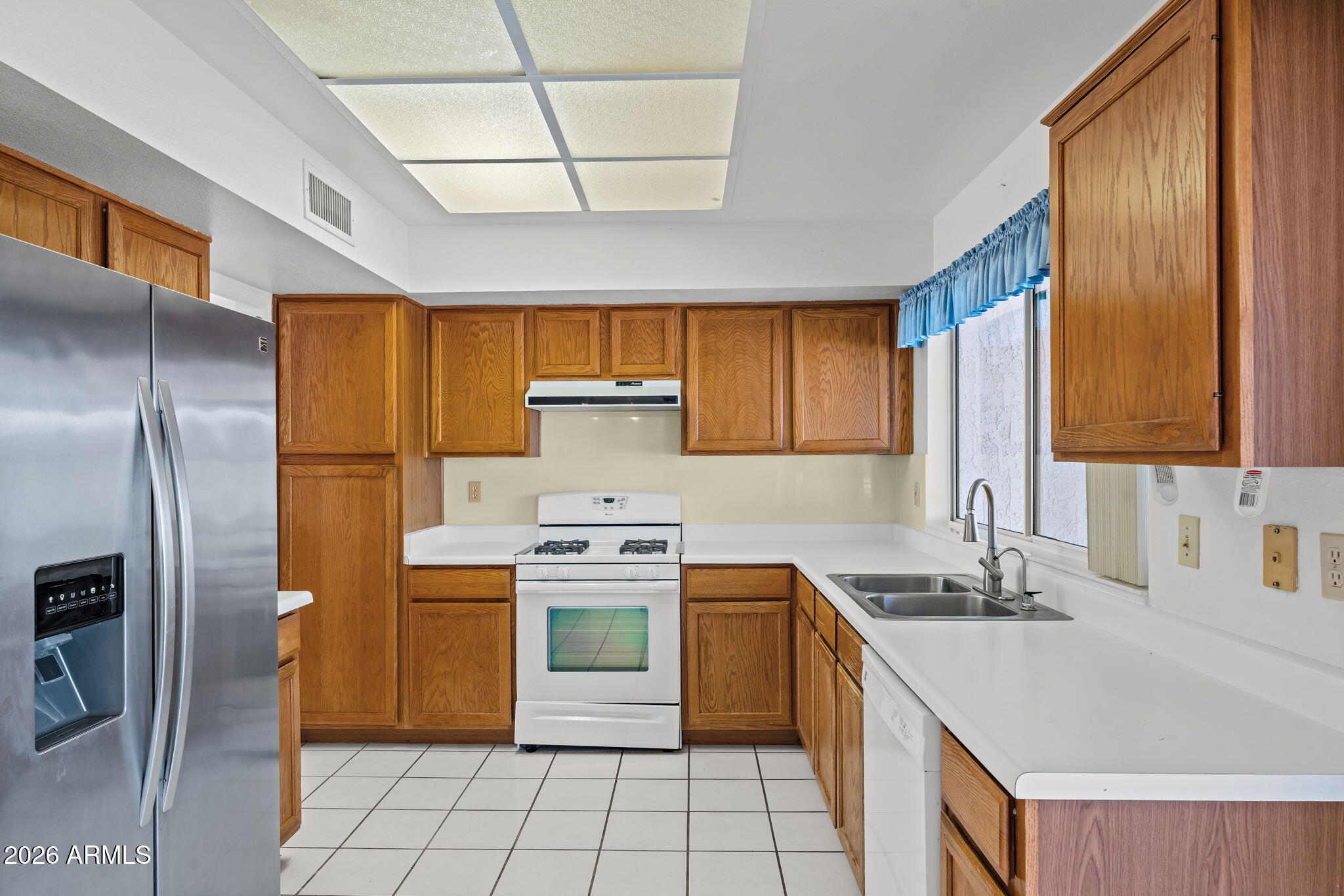15019 W SKY HAWK Drive