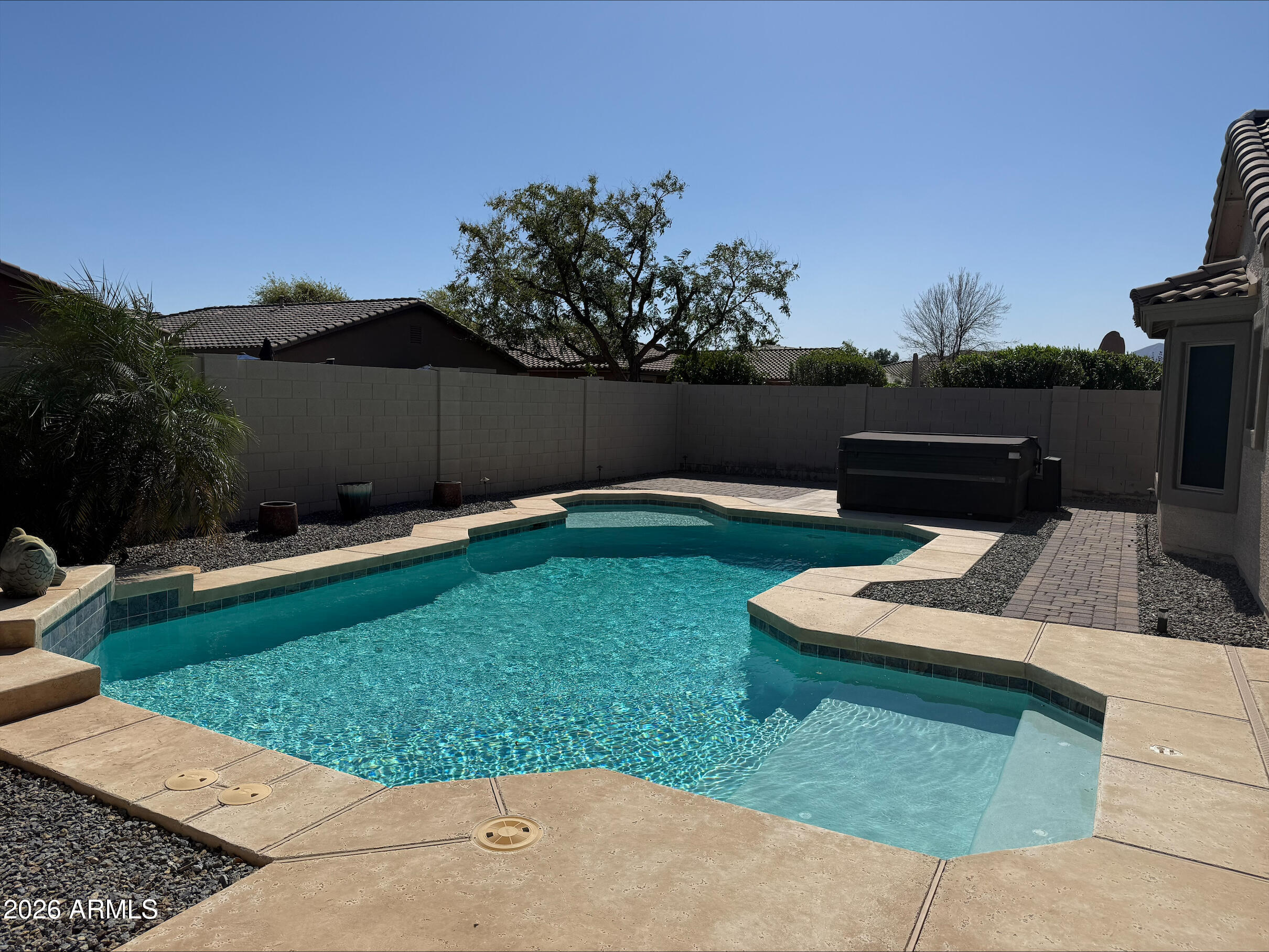 18129 W DESERT Lane