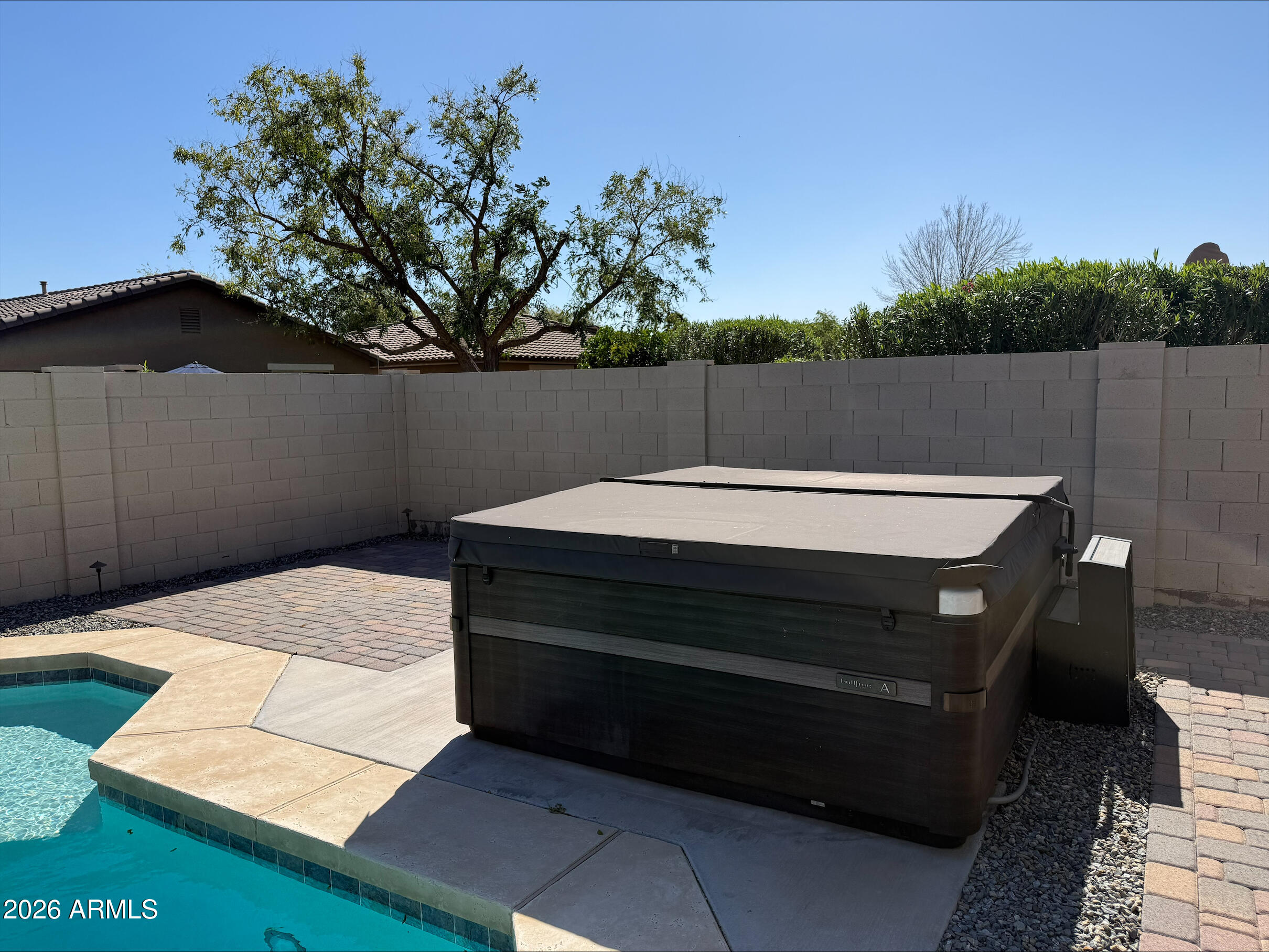 18129 W DESERT Lane