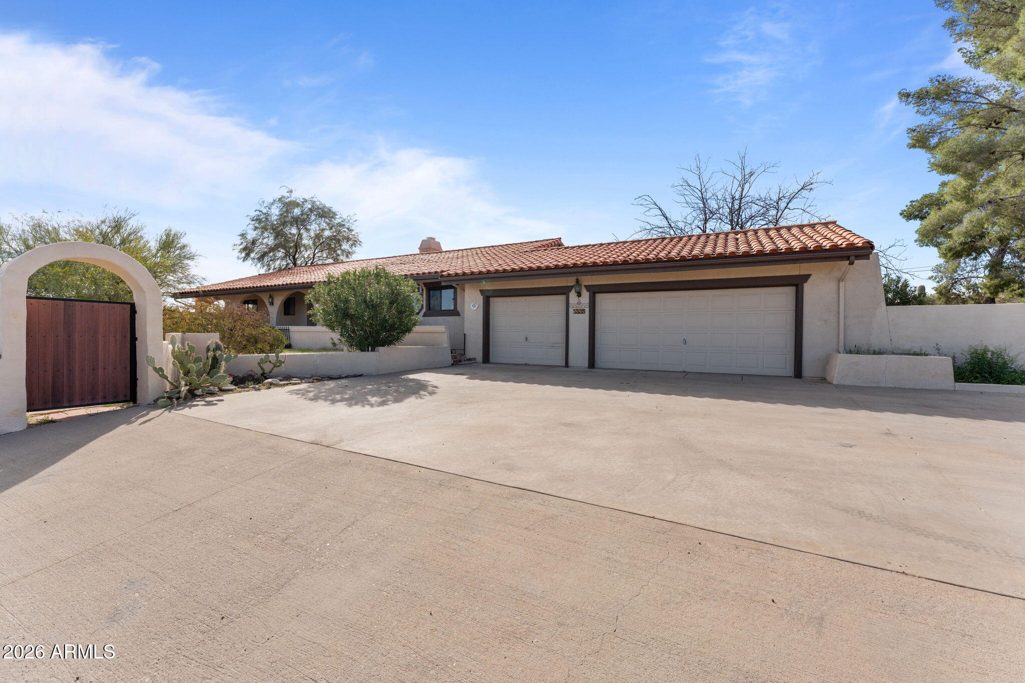 1325 W PALO VERDE Drive