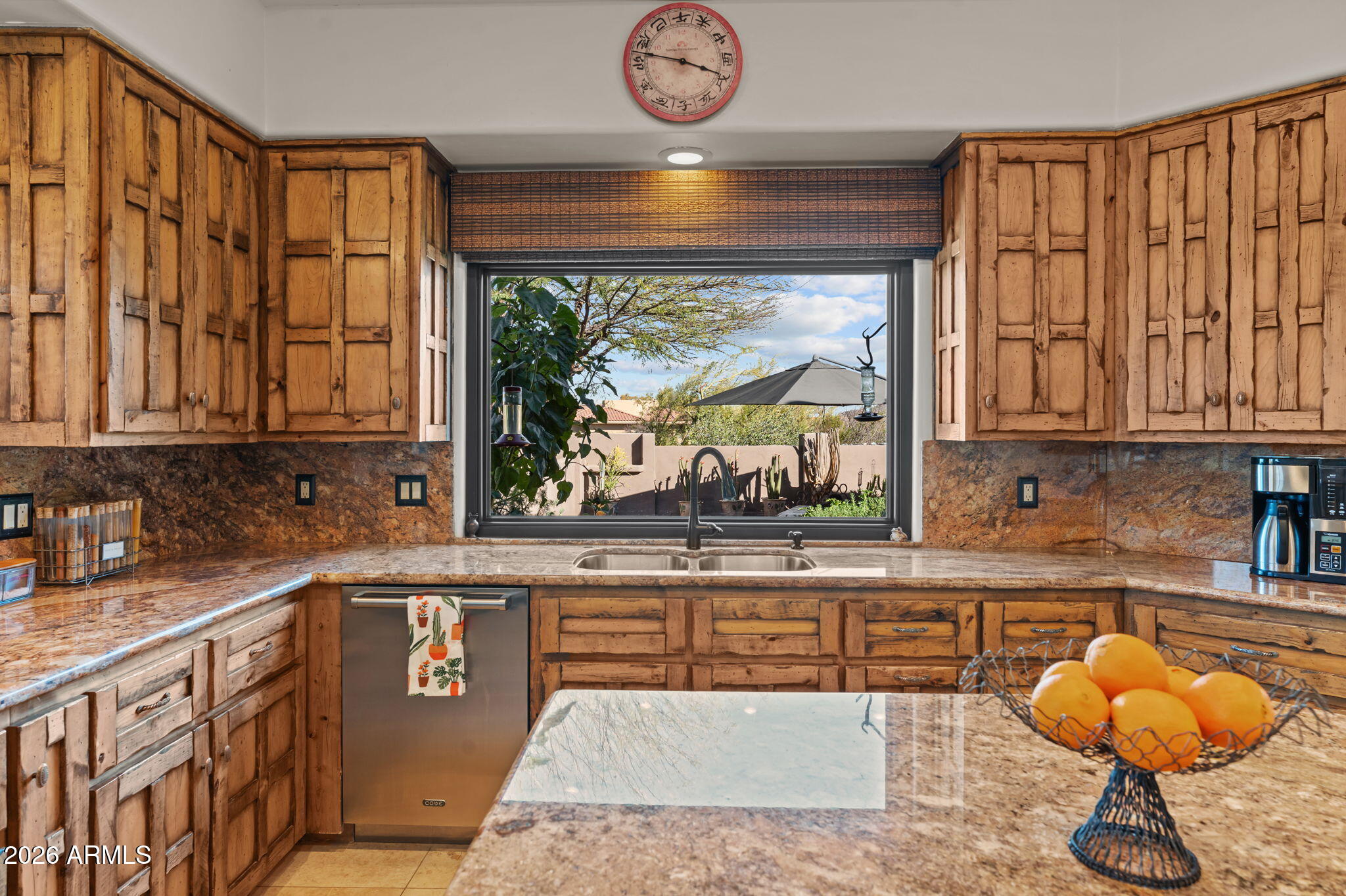 2110 W MIDDLE MESA Road