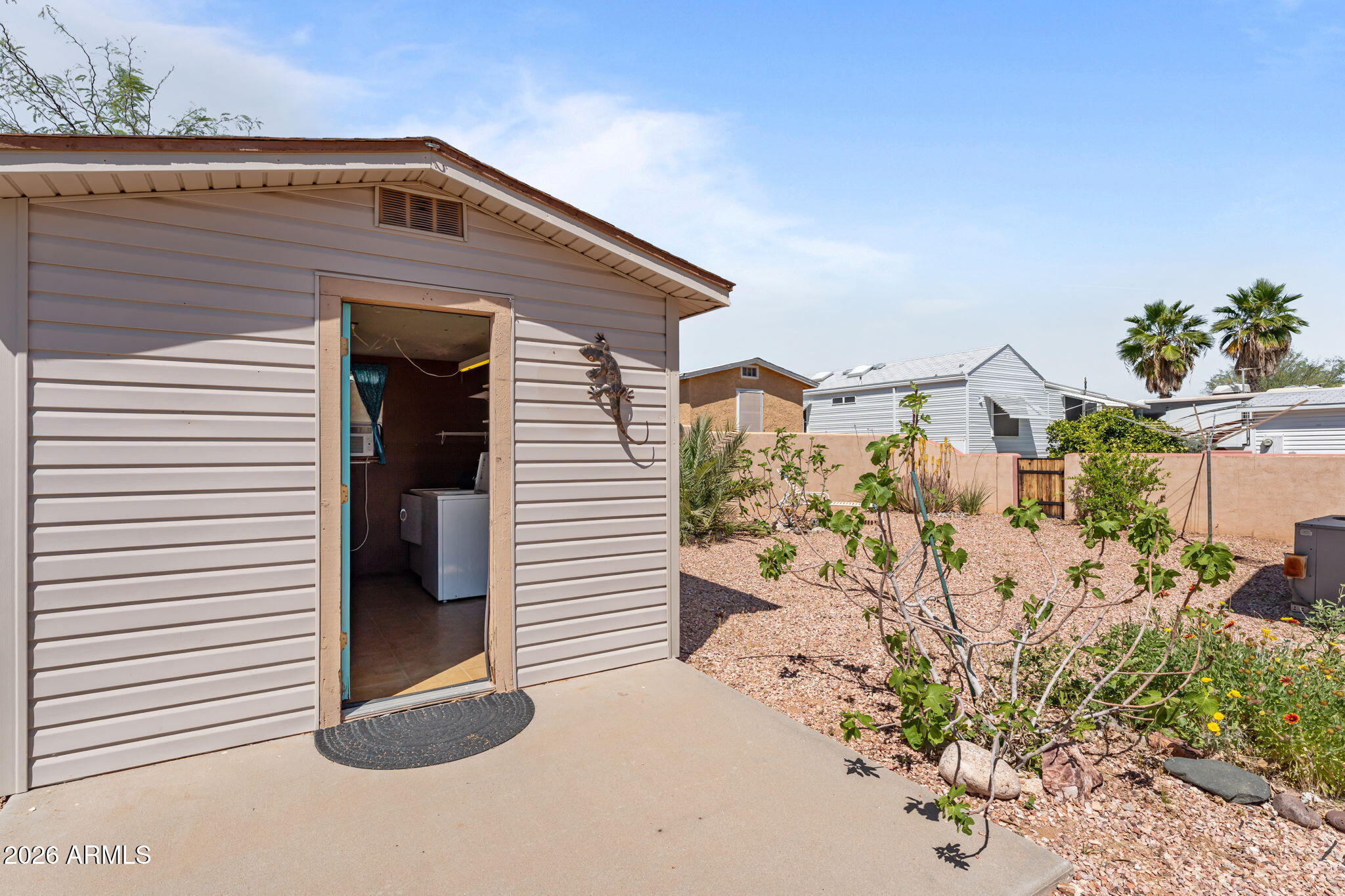 21300 W OUTLAW Drive