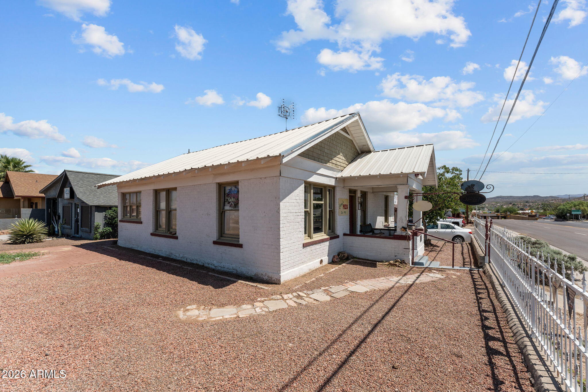 170 W WICKENBURG Way