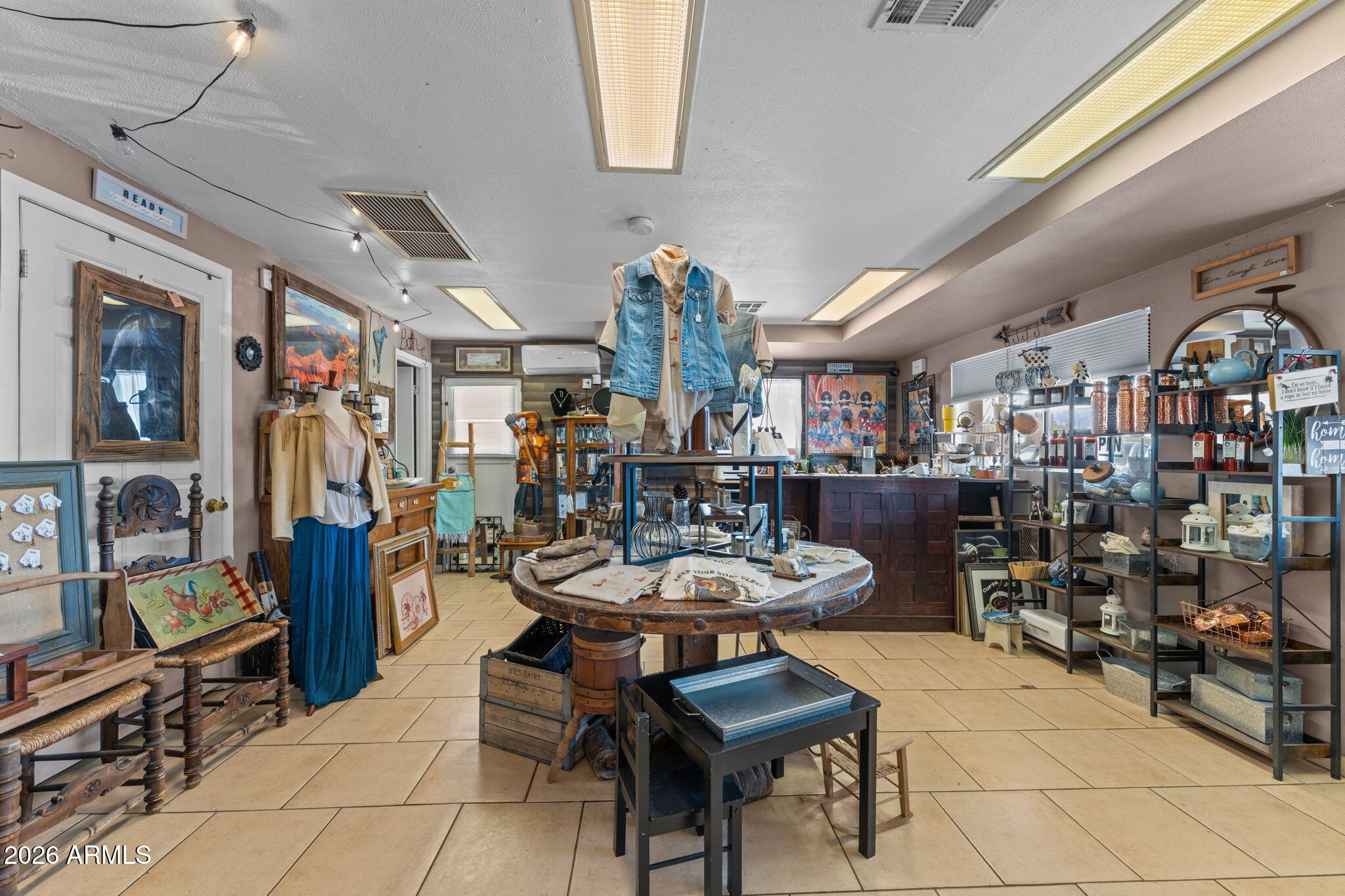 170 W WICKENBURG Way