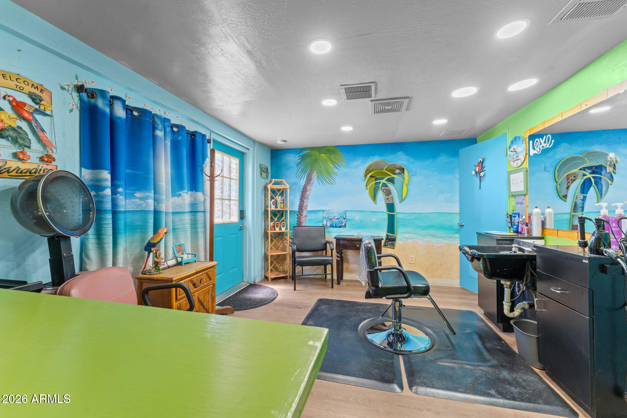170 W WICKENBURG Way