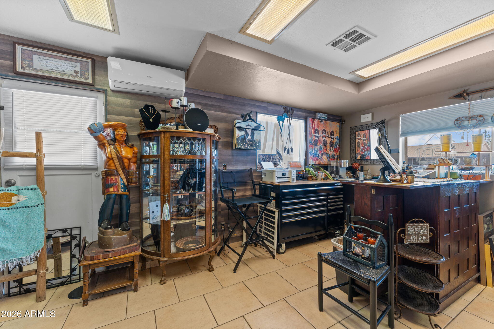 170 W WICKENBURG Way