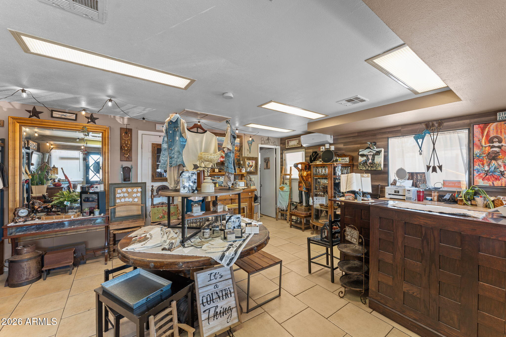 170 W WICKENBURG Way