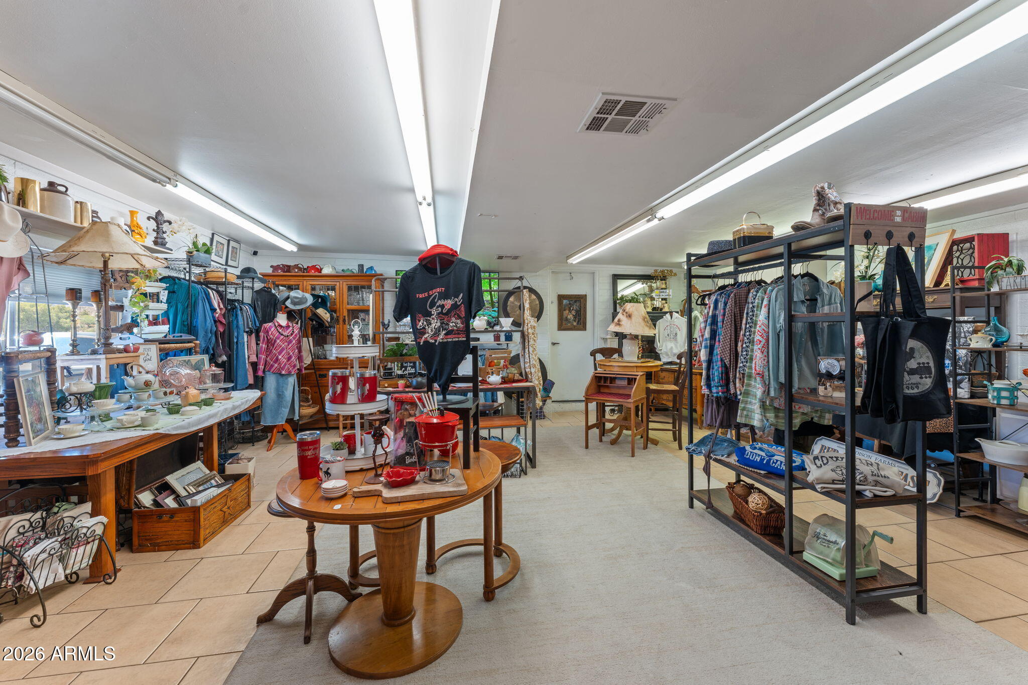 170 W WICKENBURG Way