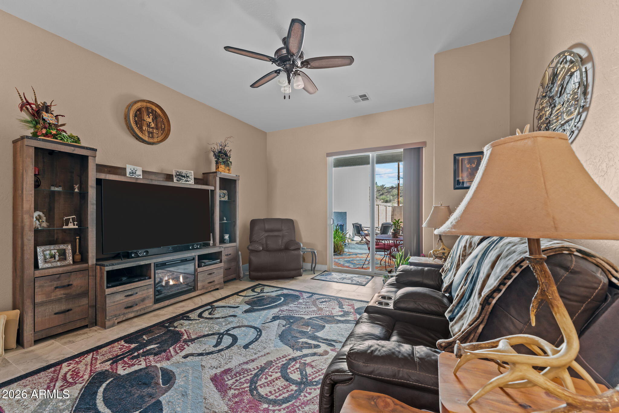 690 W DYLAN Court