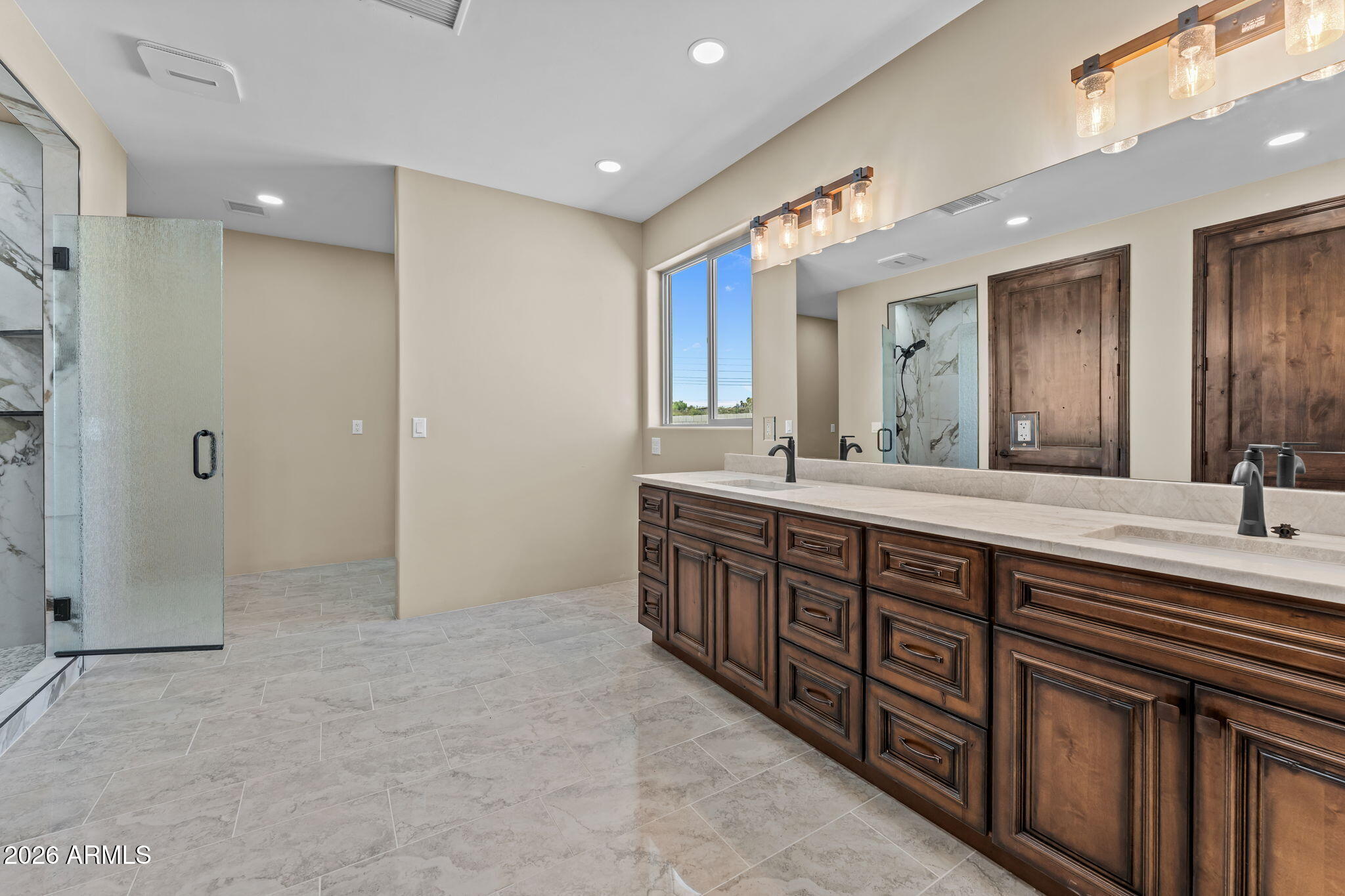 125 IRONWOOD Place