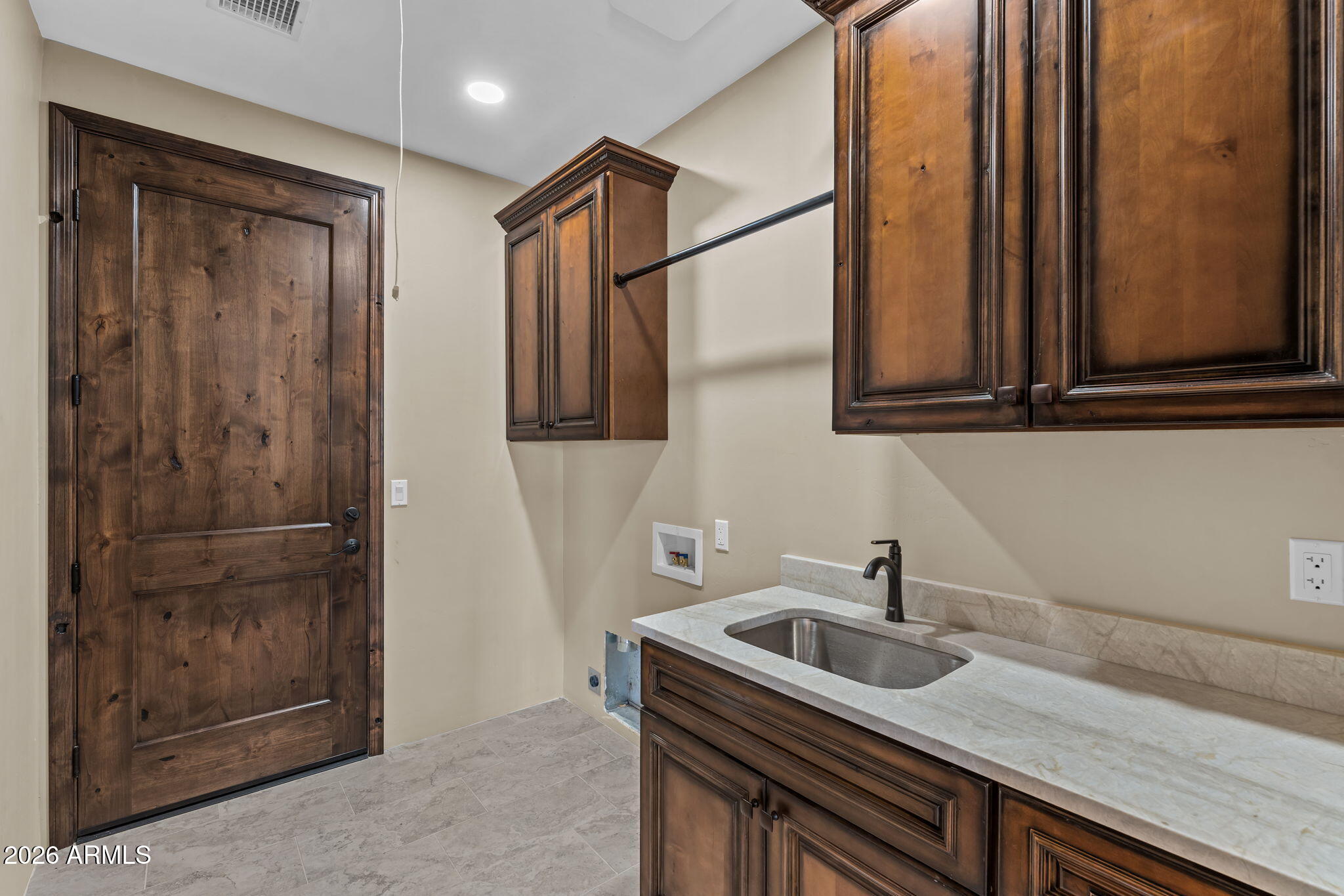 125 IRONWOOD Place