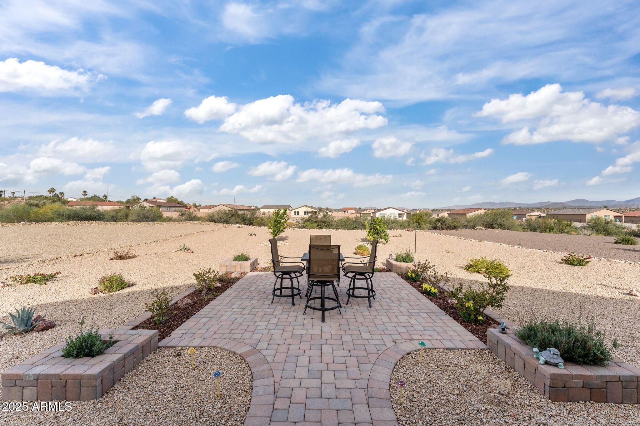 1900 W RINGO Road