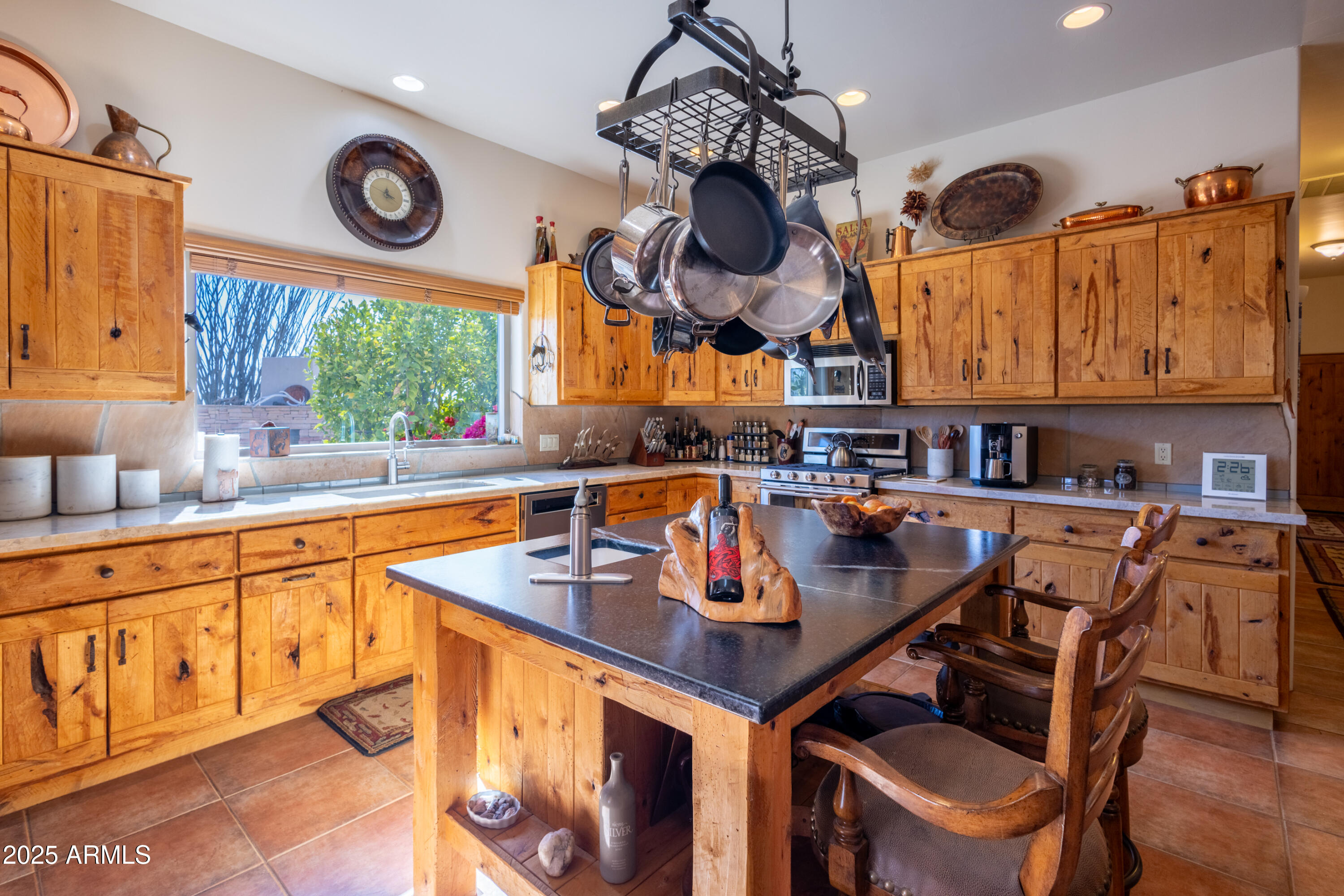 21675 W DATE CREEK Road