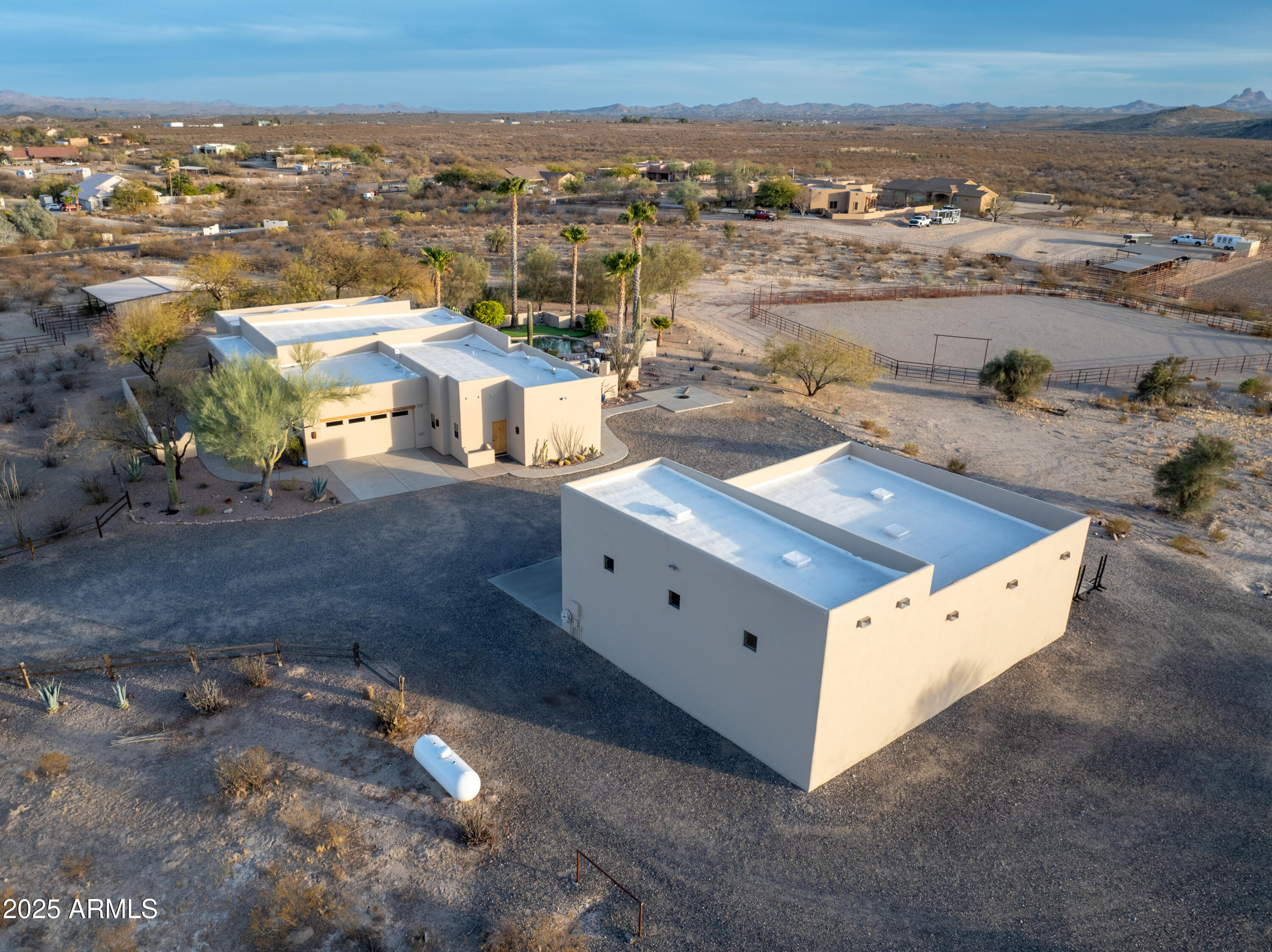 21675 W DATE CREEK Road