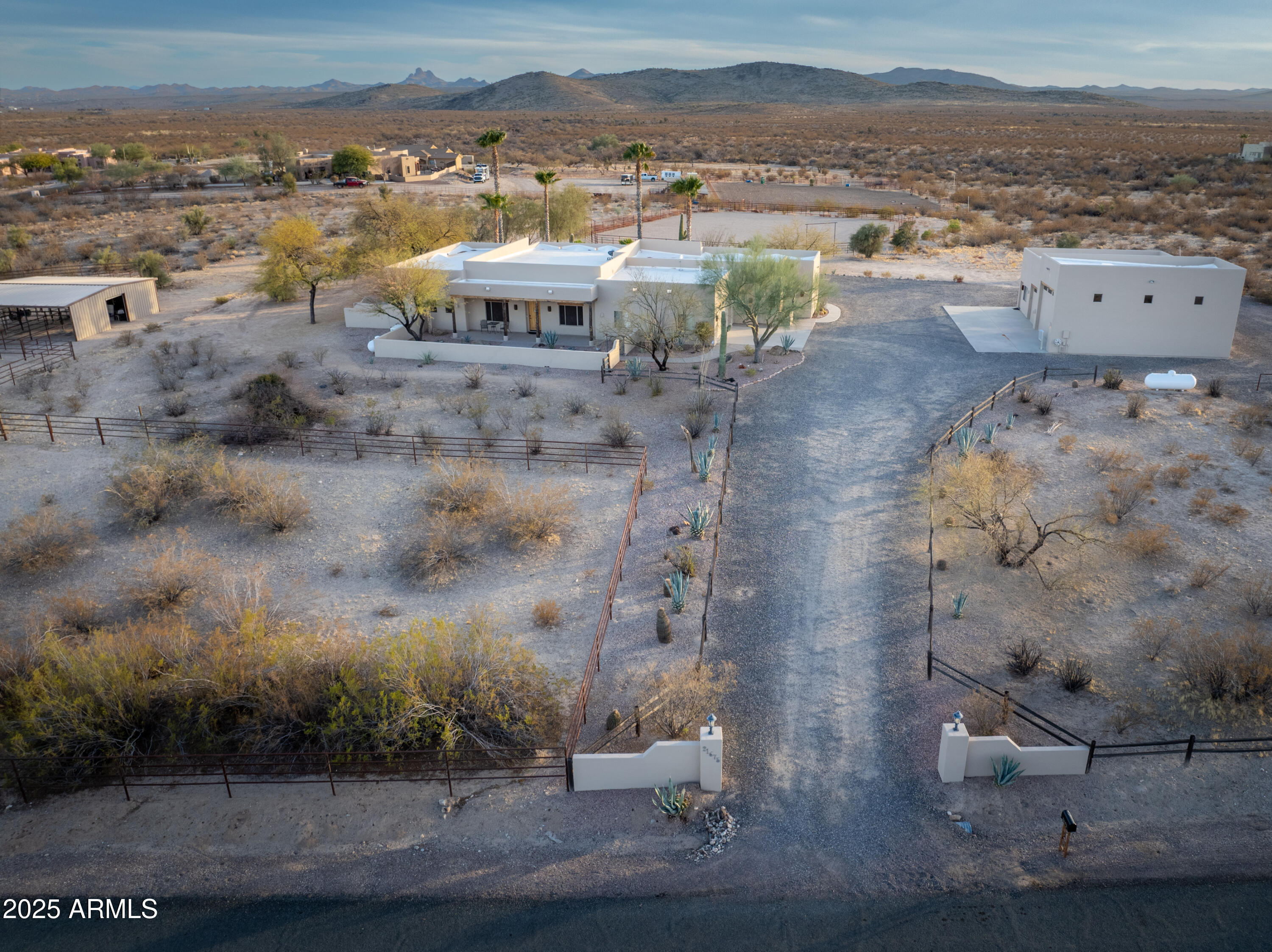 21675 W DATE CREEK Road