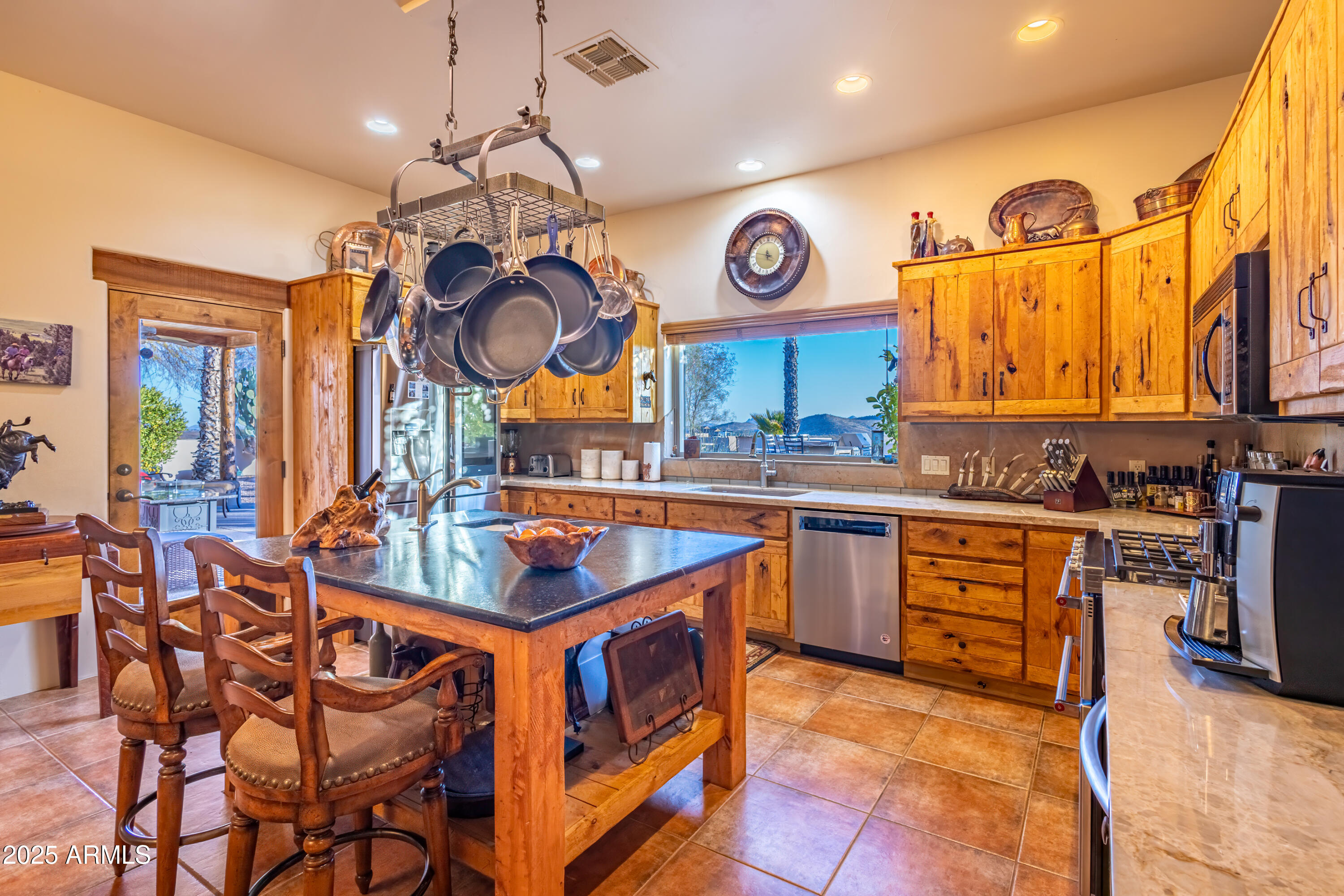 21675 W DATE CREEK Road