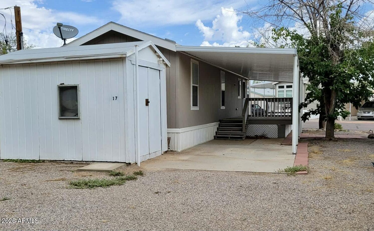 550 Palm Drive 17