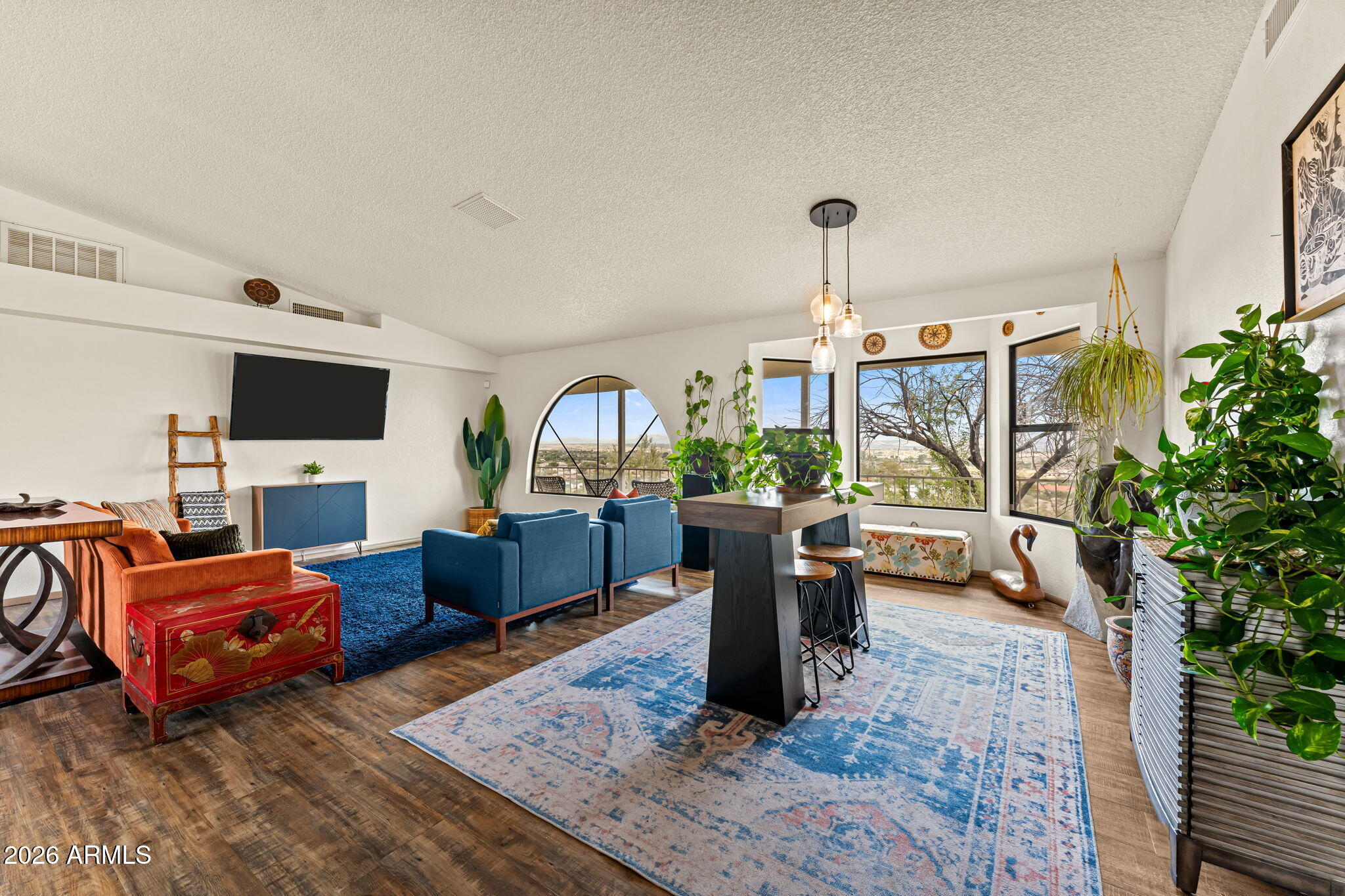 969 S Saguaro Drive