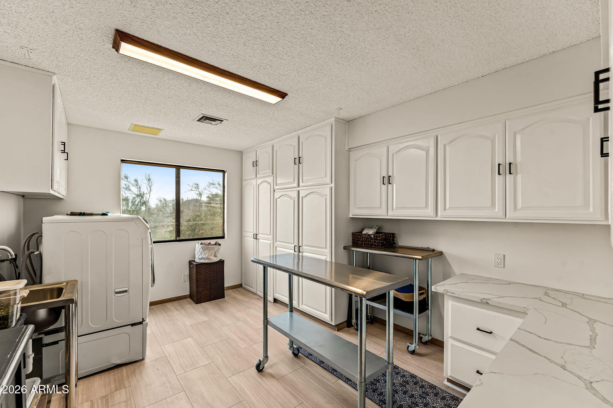 969 S Saguaro Drive