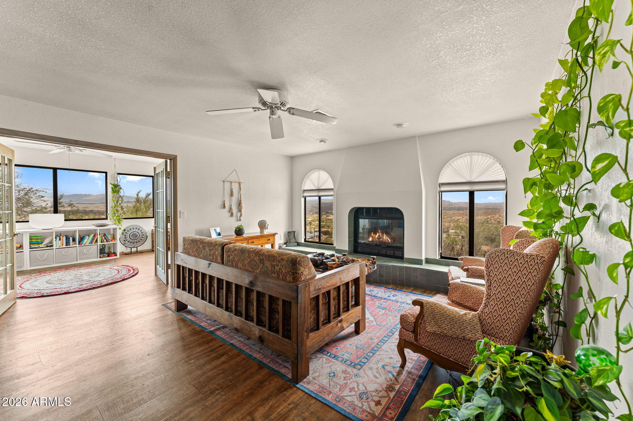 969 S Saguaro Drive