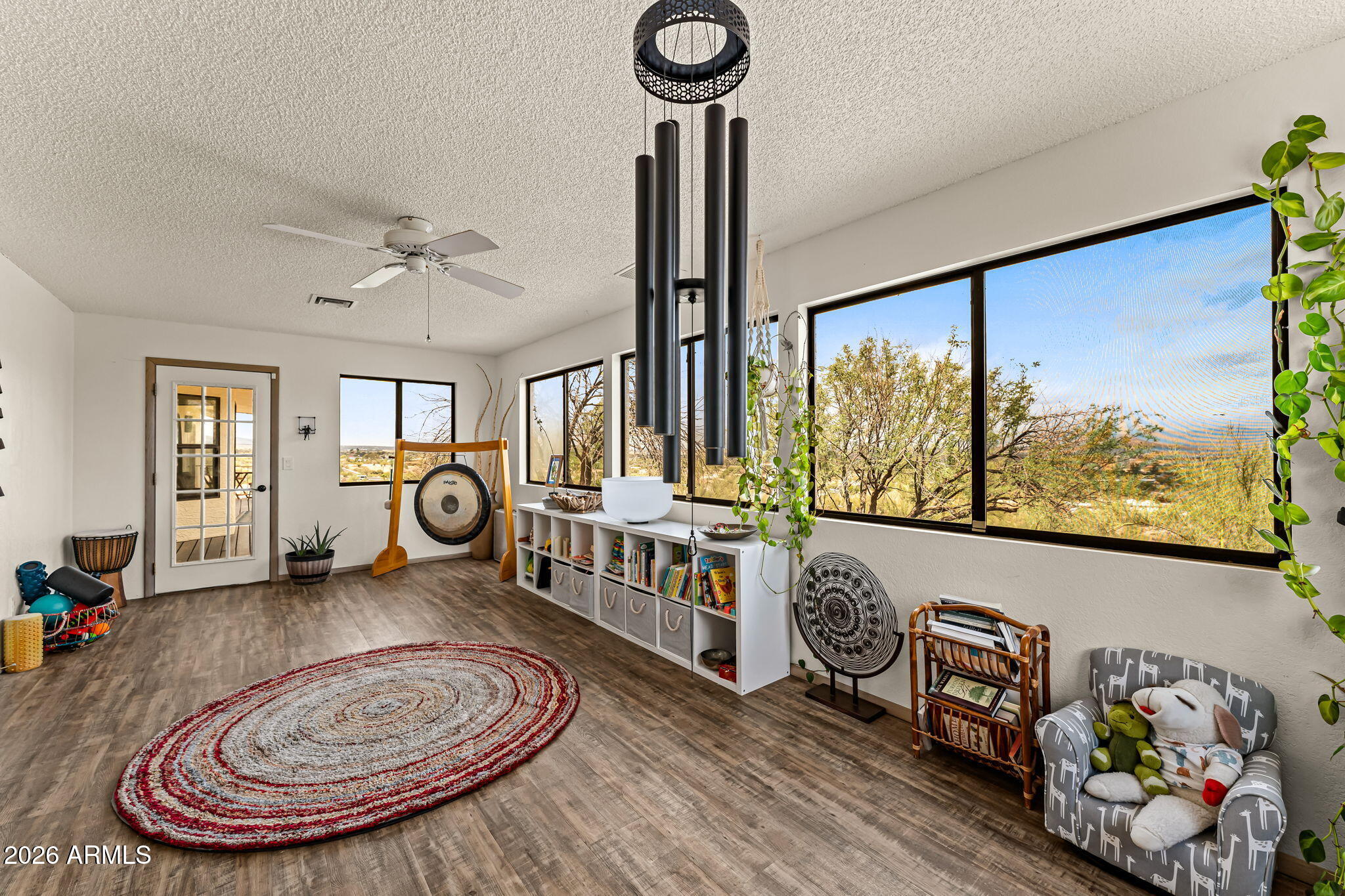 969 S Saguaro Drive